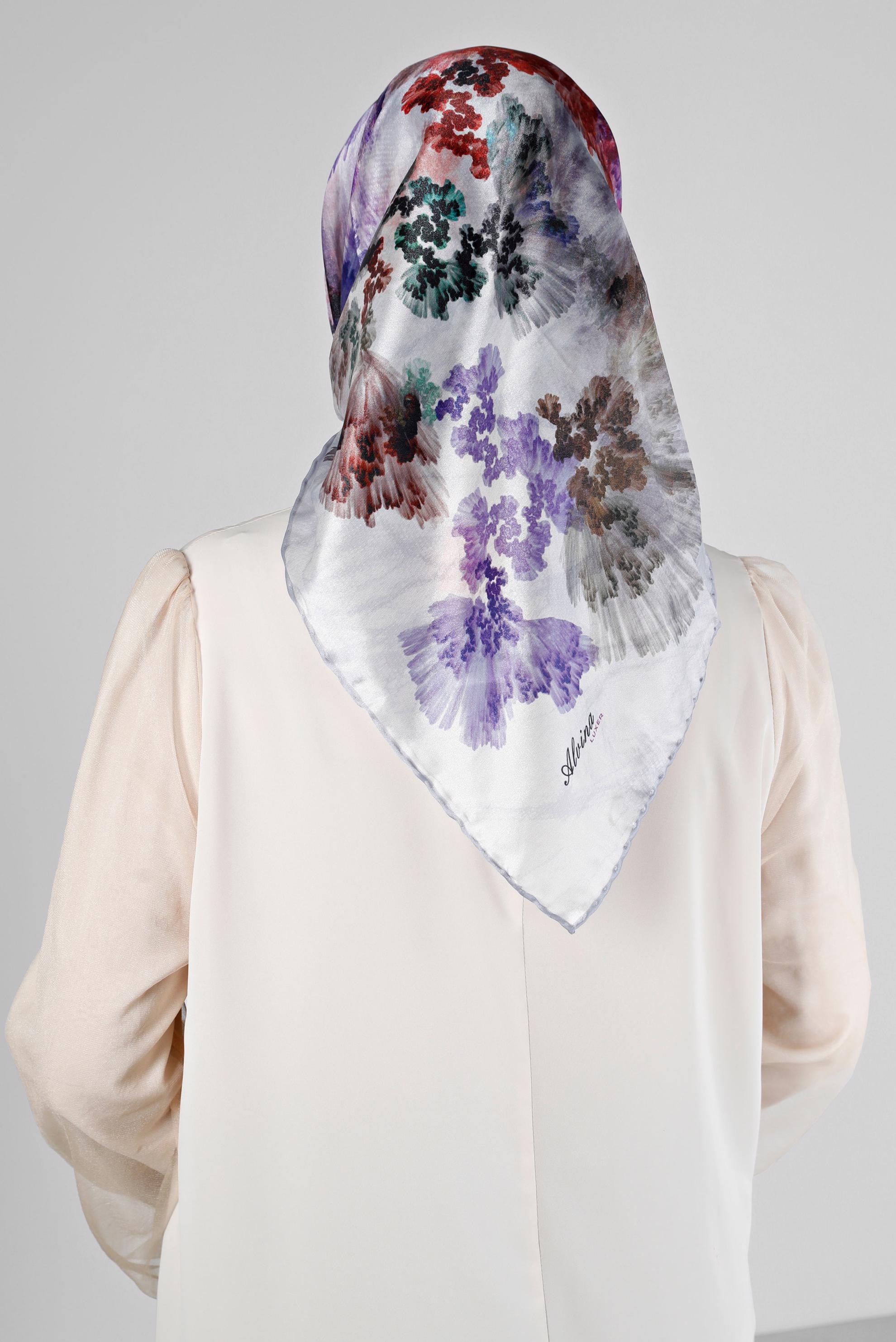 Tesettür giyim GÜMÜŞ ALVİNA DİJİTAL KRİSTAL SURA EŞARP 8204 