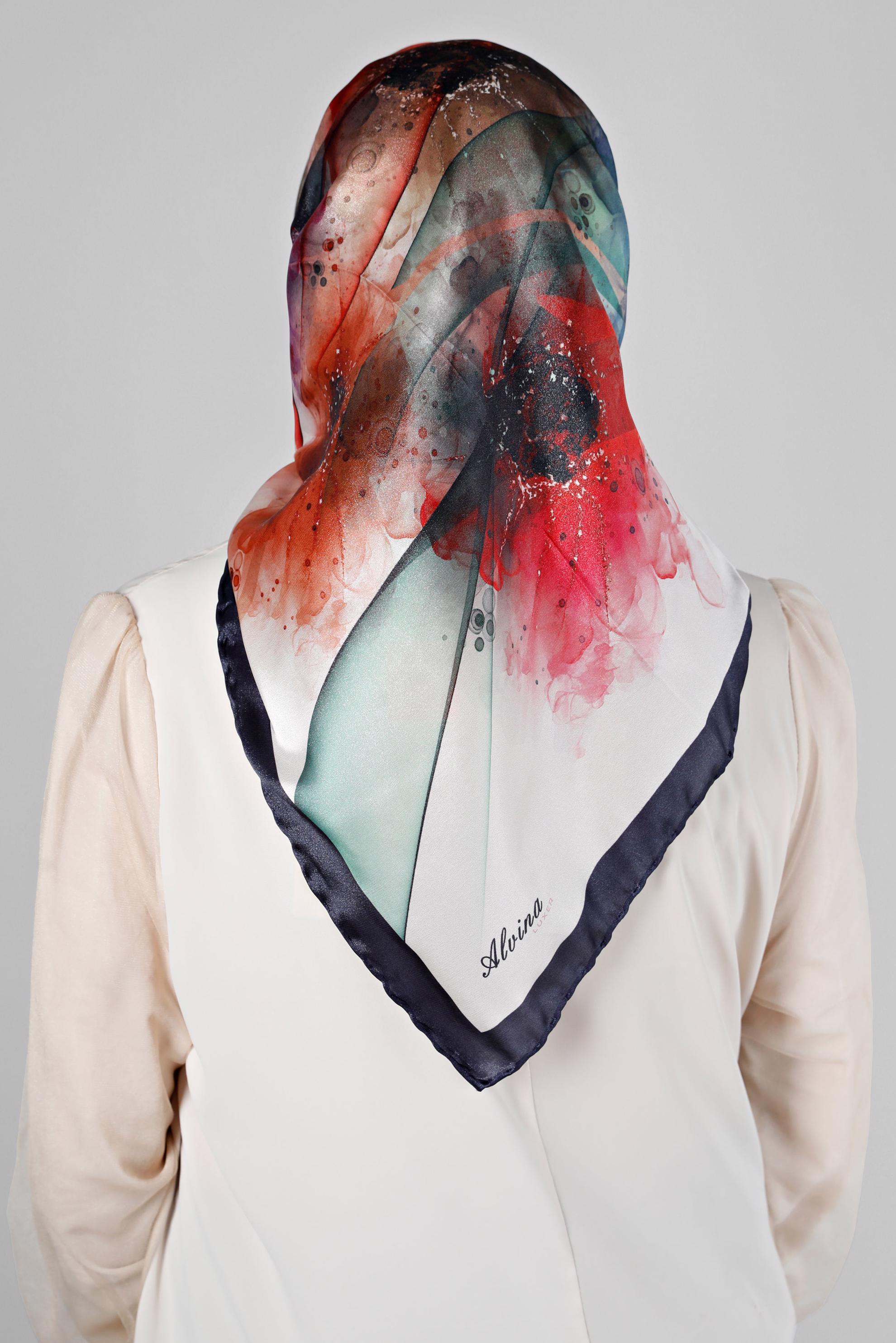 Tesettür giyim LACİVERT  ALVİNA DİJİTAL KRİSTAL SURA EŞARP 8205