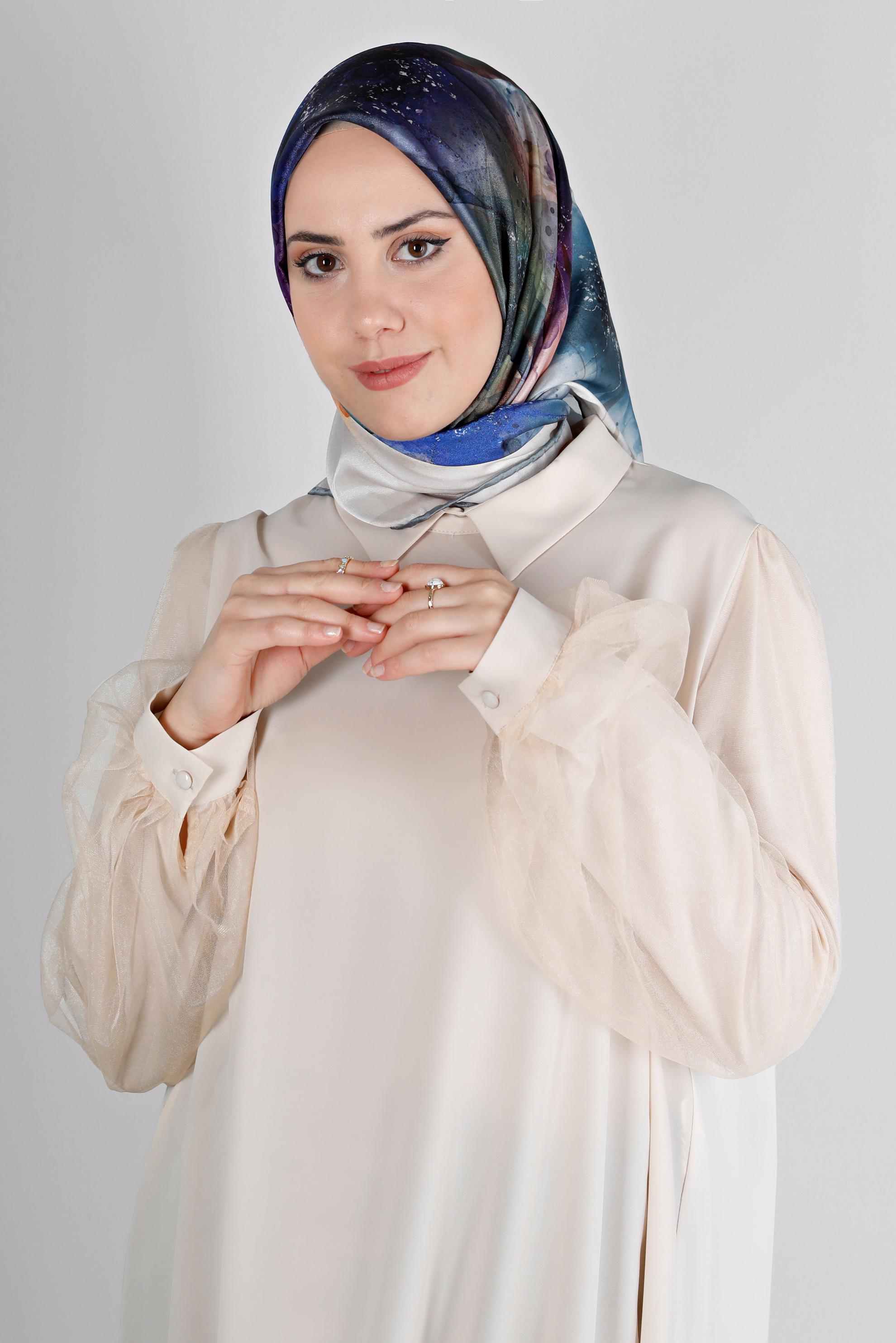 Tesettür giyim BEJ  ALVİNA DİJİTAL KRİSTAL SURA EŞARP 8205