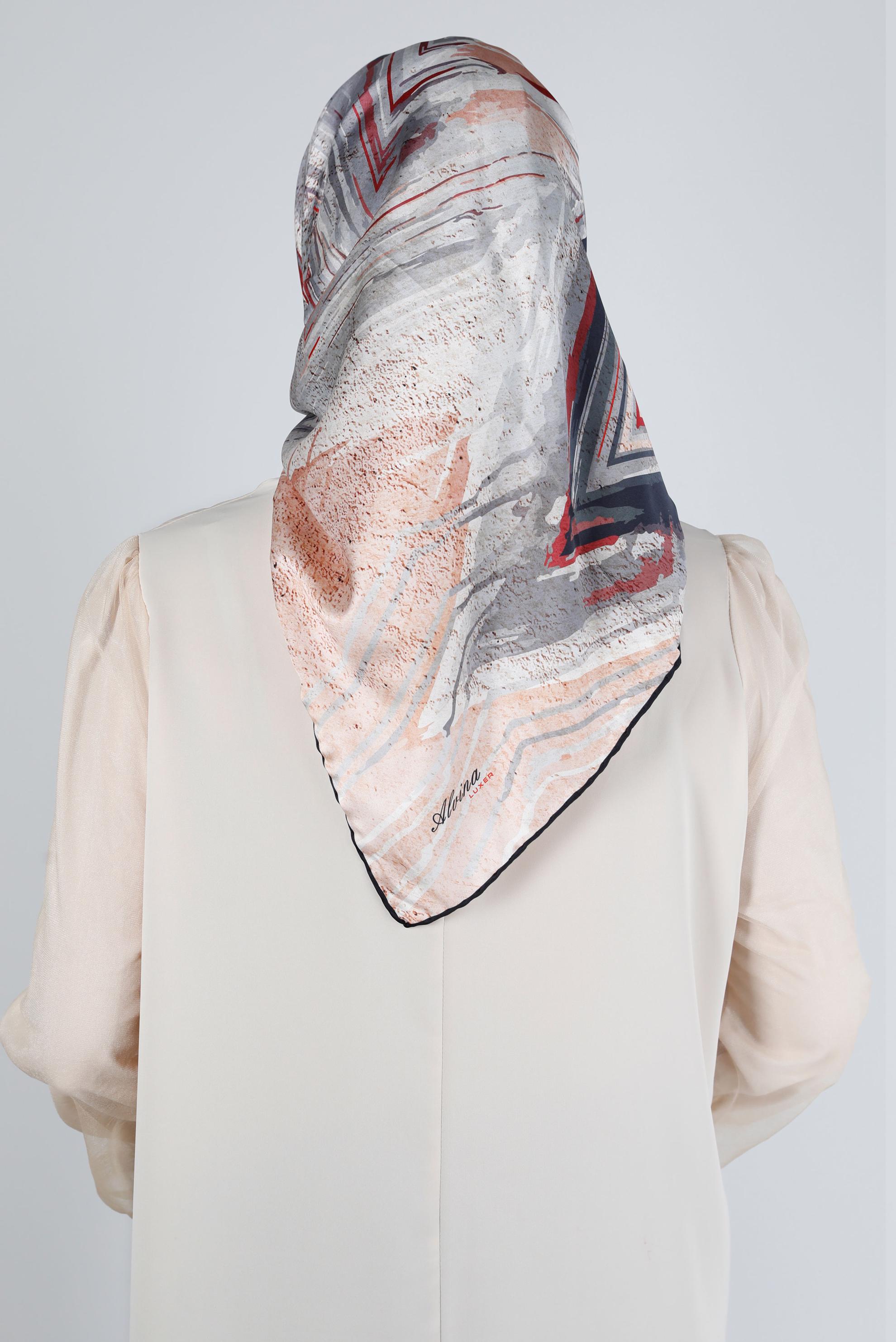 Tesettür giyim SİYAH ALVİNA DİJİTAL SURA EŞARP 8206 