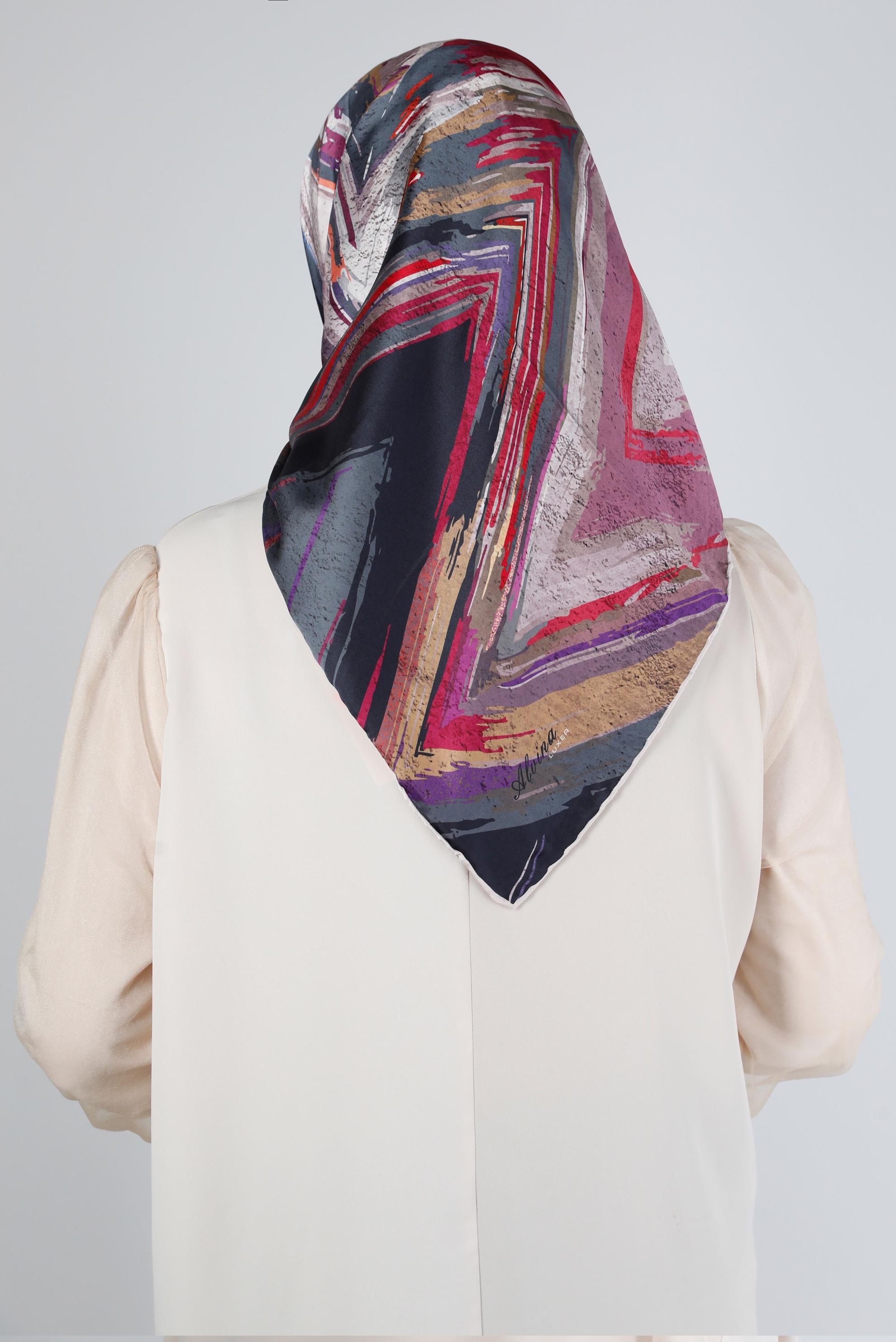 Tesettür giyim PUDRA ALVİNA DİJİTAL SURA EŞARP 8206 