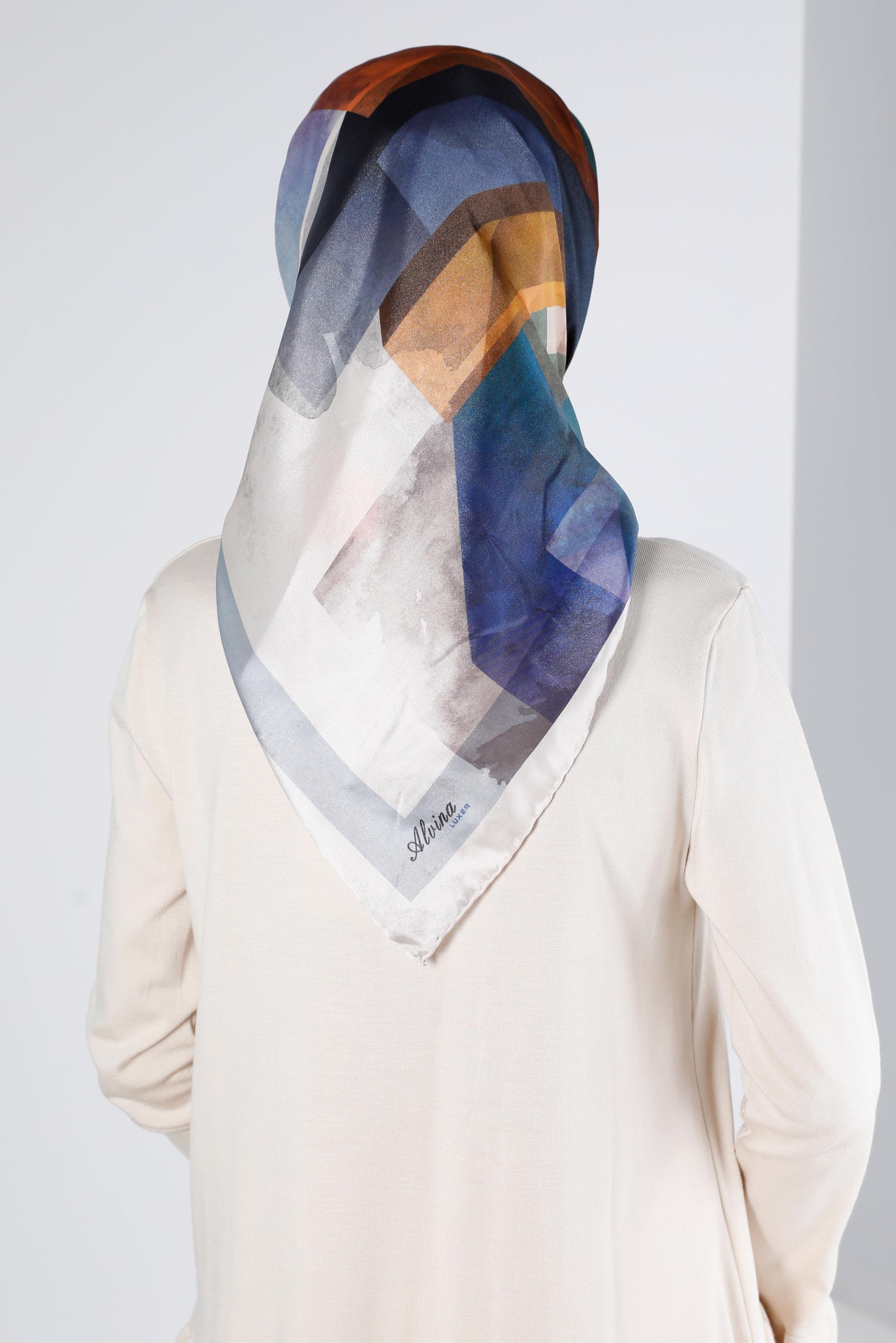 Tesettür giyim PUDRA ALVİNA DİJİTAL SURA EŞARP 8207 