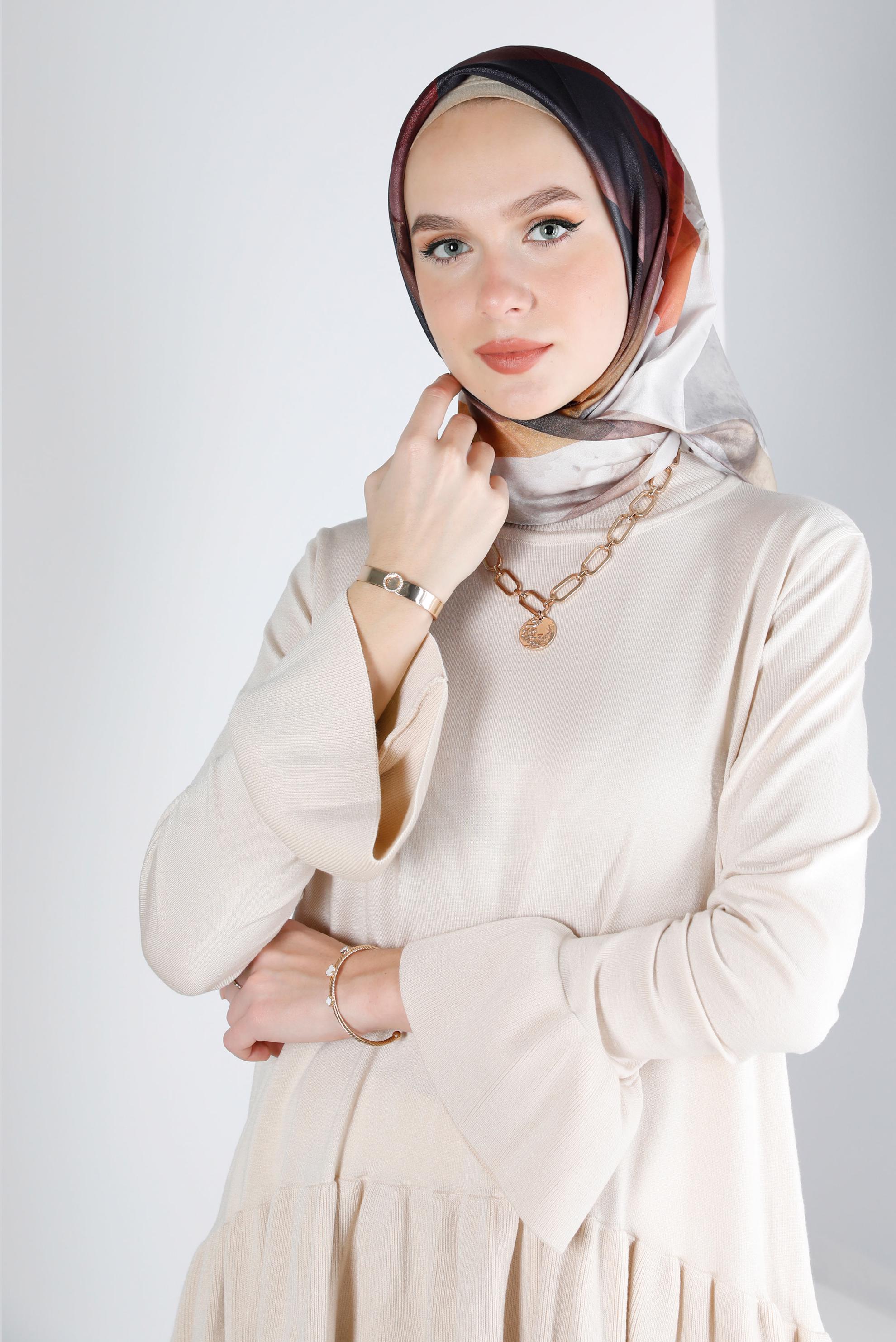 Tesettür giyim MAVİ ALVİNA DİJİTAL SURA EŞARP 8207 