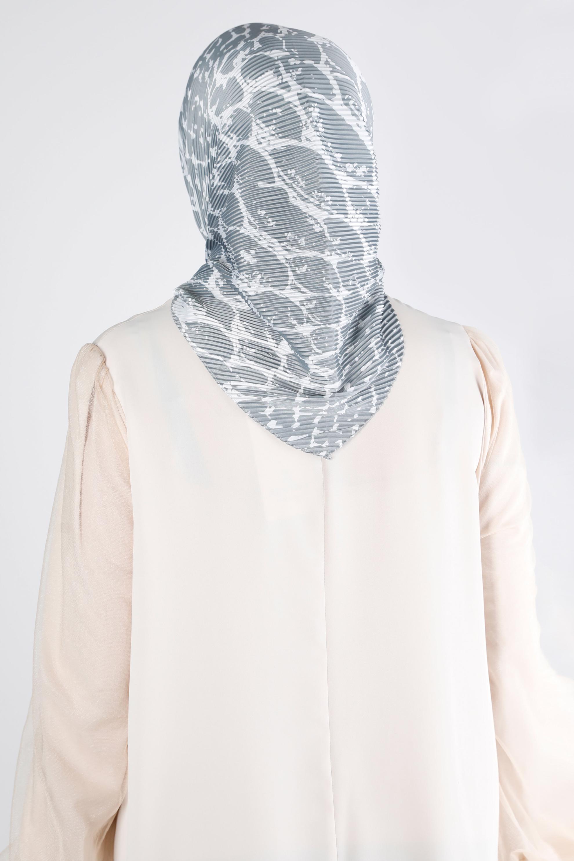 Tesettür giyim GRİ ALVİNA DESENLİ EŞARP 8211