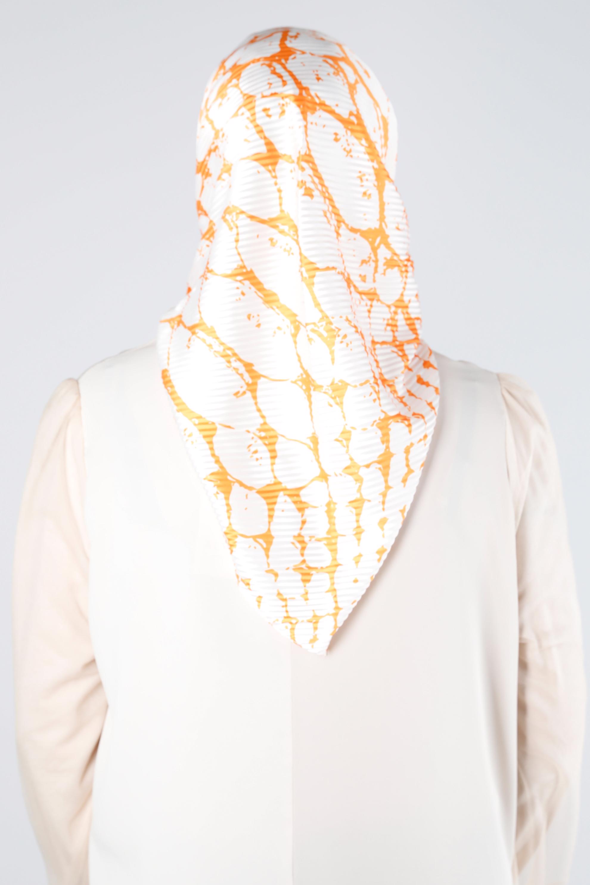 Tesettür giyim TURUNCU ALVİNA DESENLİ EŞARP 8211