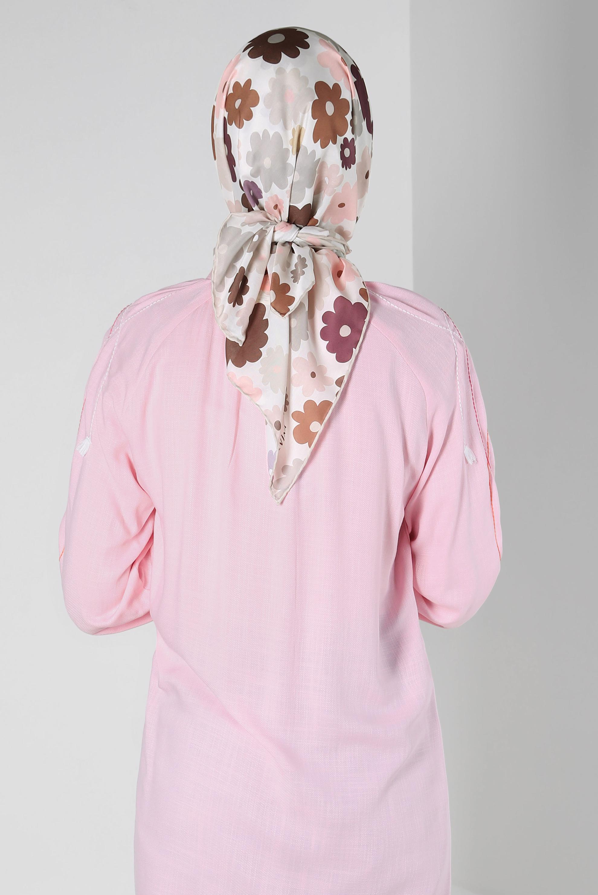 Tesettür giyim BEJ ALVİNA PAPATYA DESEN ORGANİK EŞARP 8214 