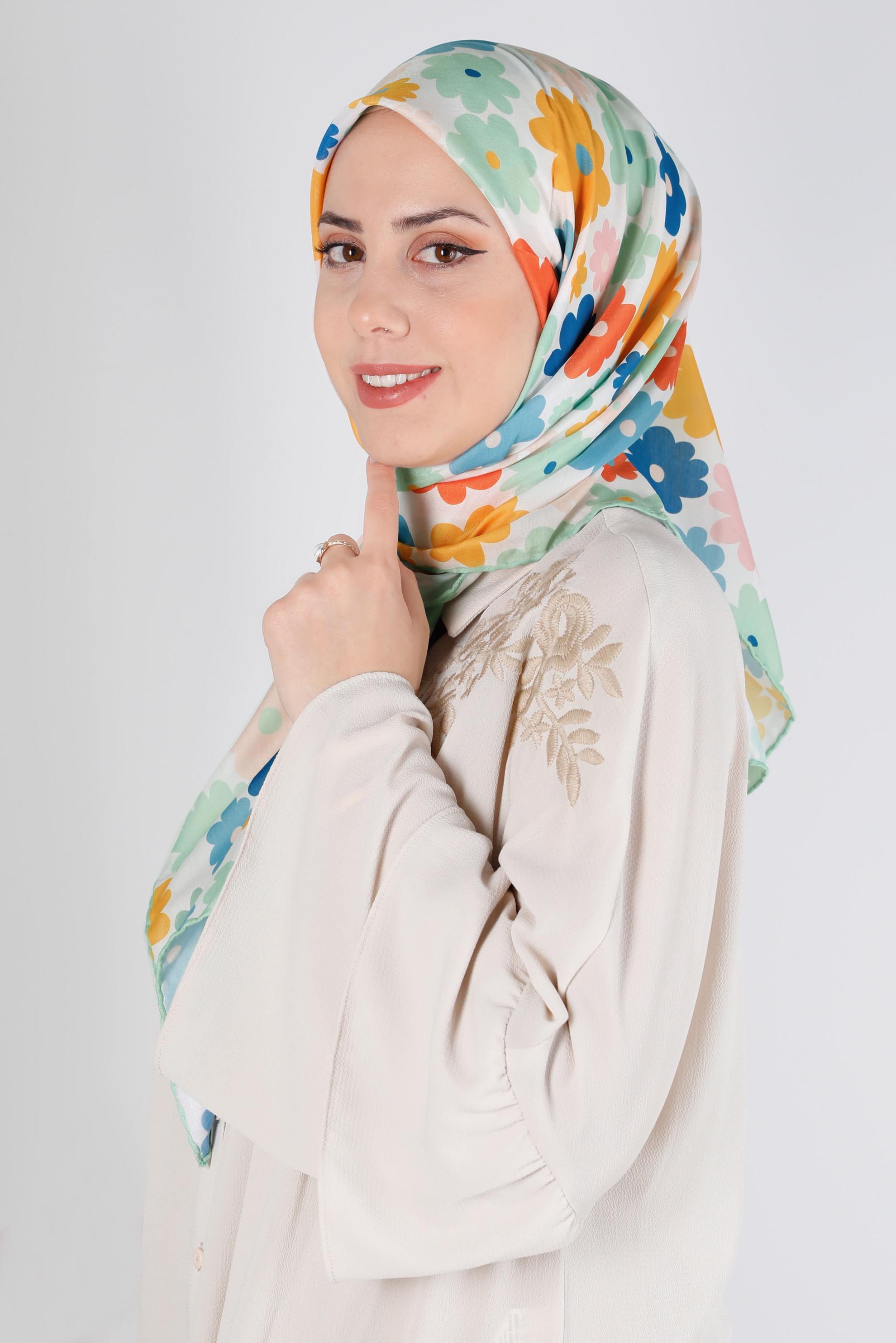 Tesettür giyim YEŞİL ALVİNA PAPATYA DESEN ORGANİK EŞARP 8214 