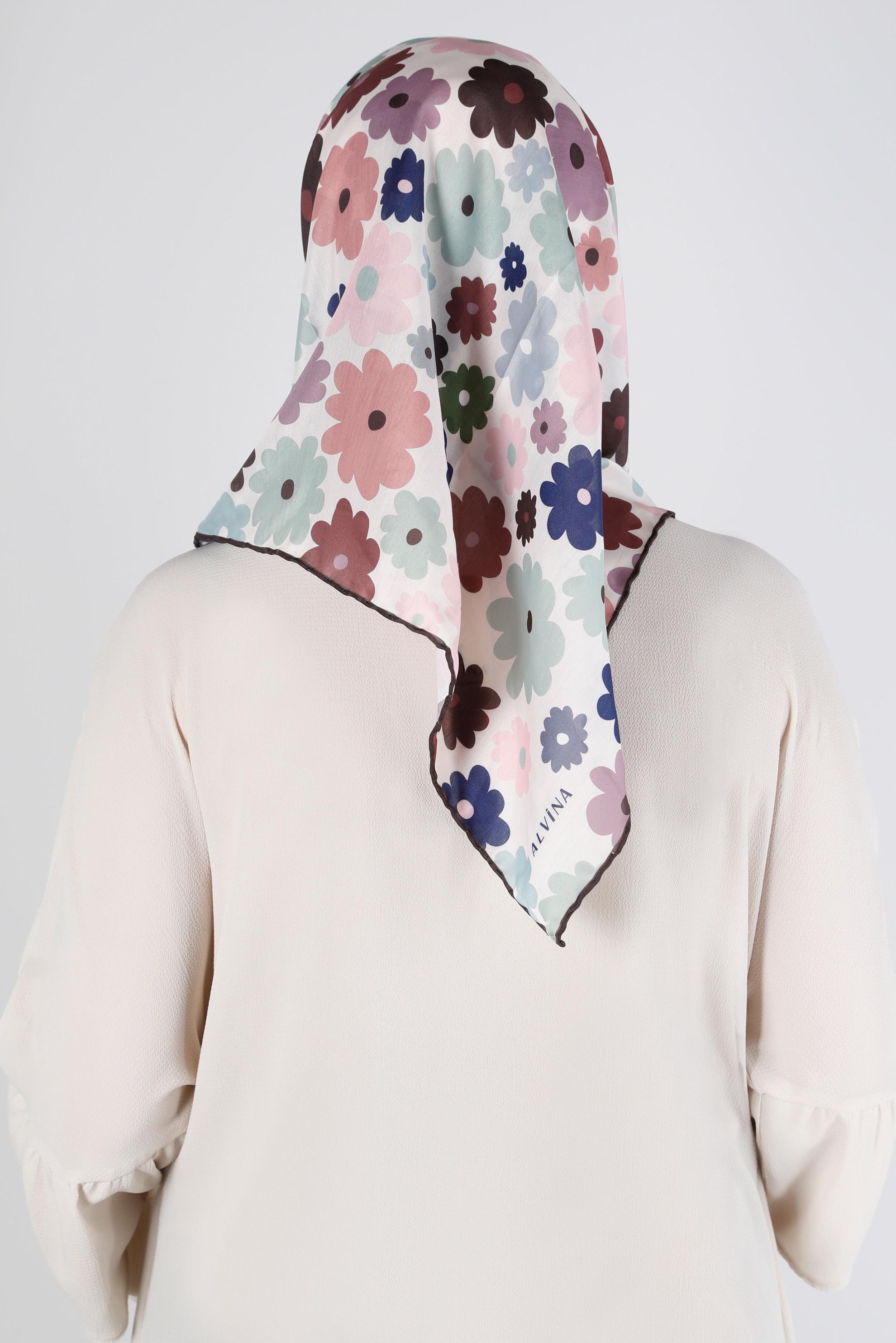 Tesettür giyim KAHVE ALVİNA PAPATYA DESEN ORGANİK EŞARP 8214 