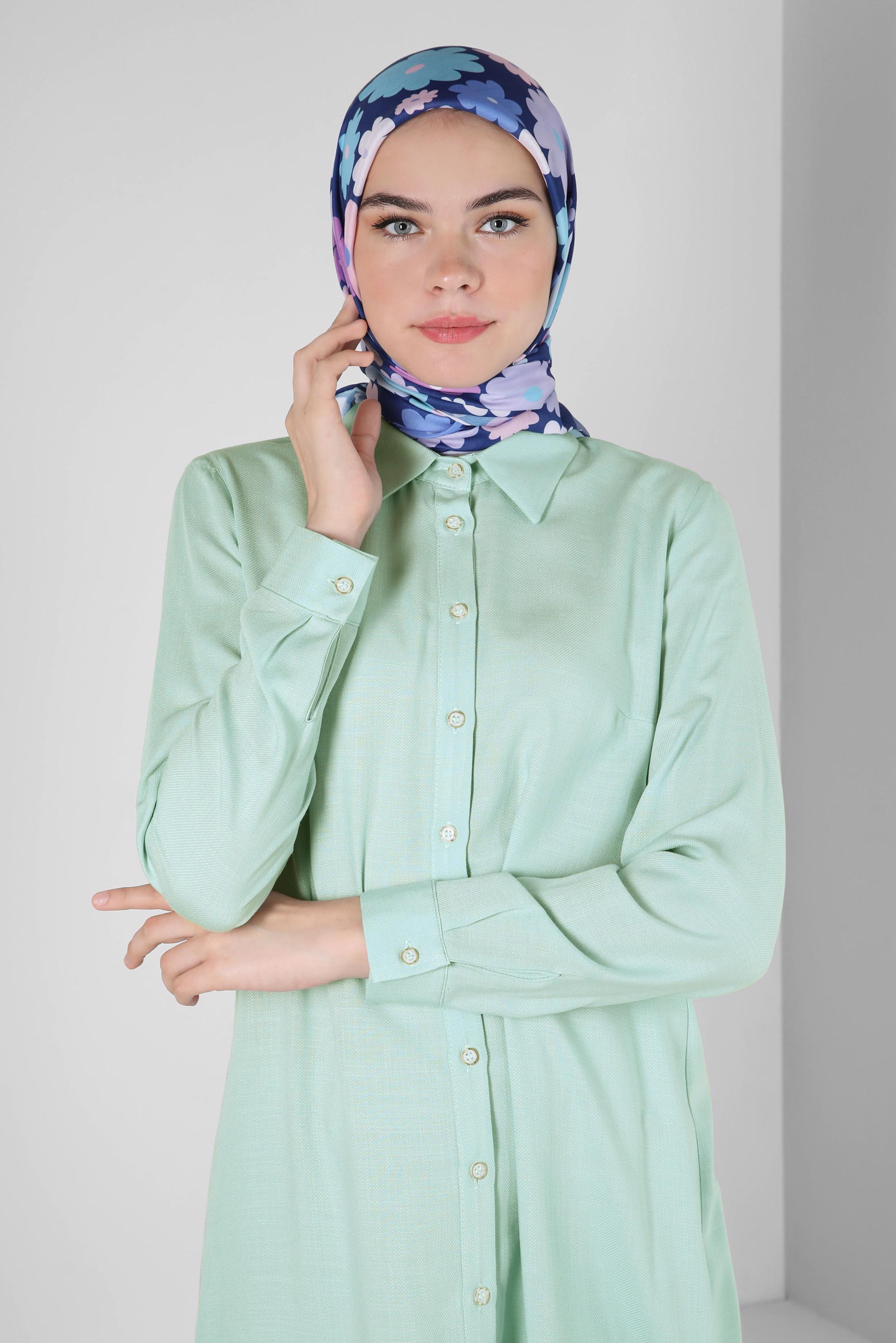 Tesettür giyim LACİVERT ALVİNA PAPATYA DESEN ORGANİK EŞARP 8214 