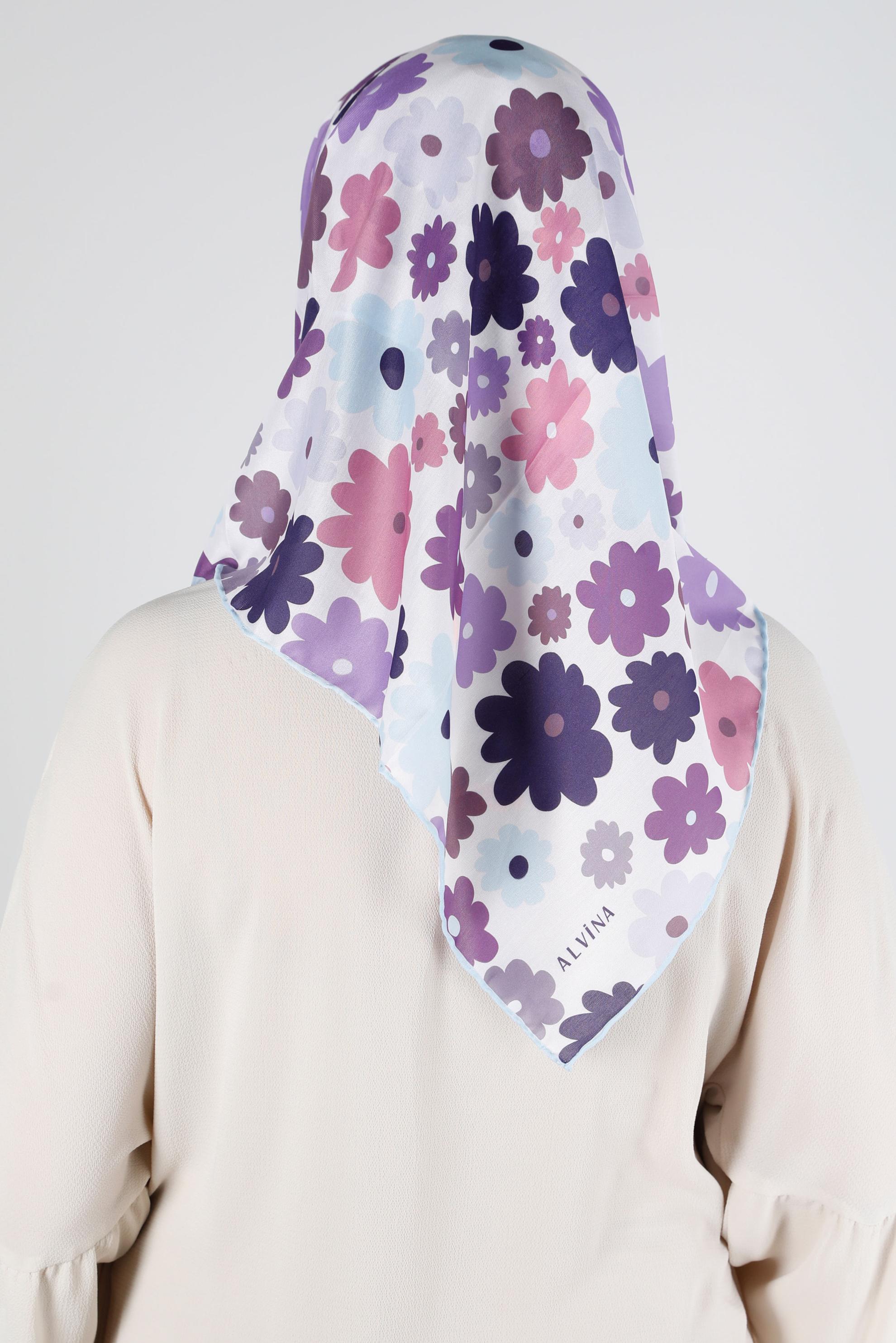 Tesettür giyim MAVİ ALVİNA PAPATYA DESEN ORGANİK EŞARP 8214 