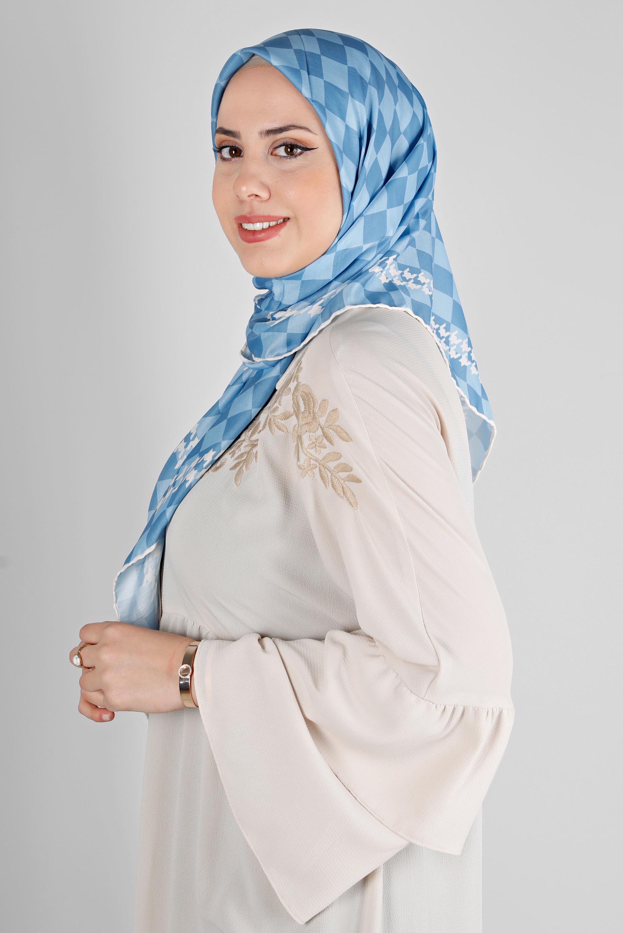 Tesettür giyim MAVİ ALVİNA DAMA DESEN ORGANİK EŞARP 8215 