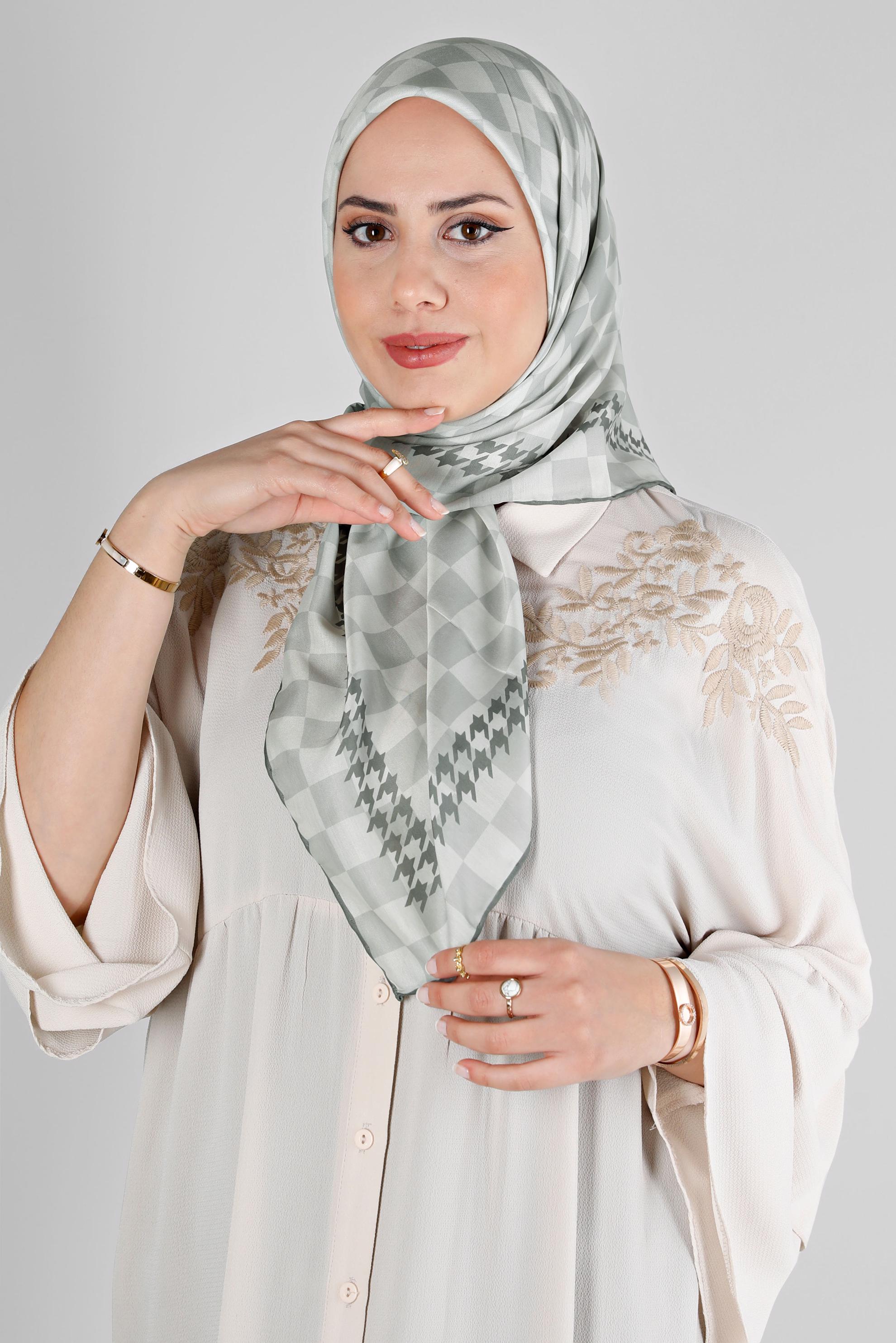 Tesettür giyim HAKİ ALVİNA DAMA DESEN ORGANİK EŞARP 8215 