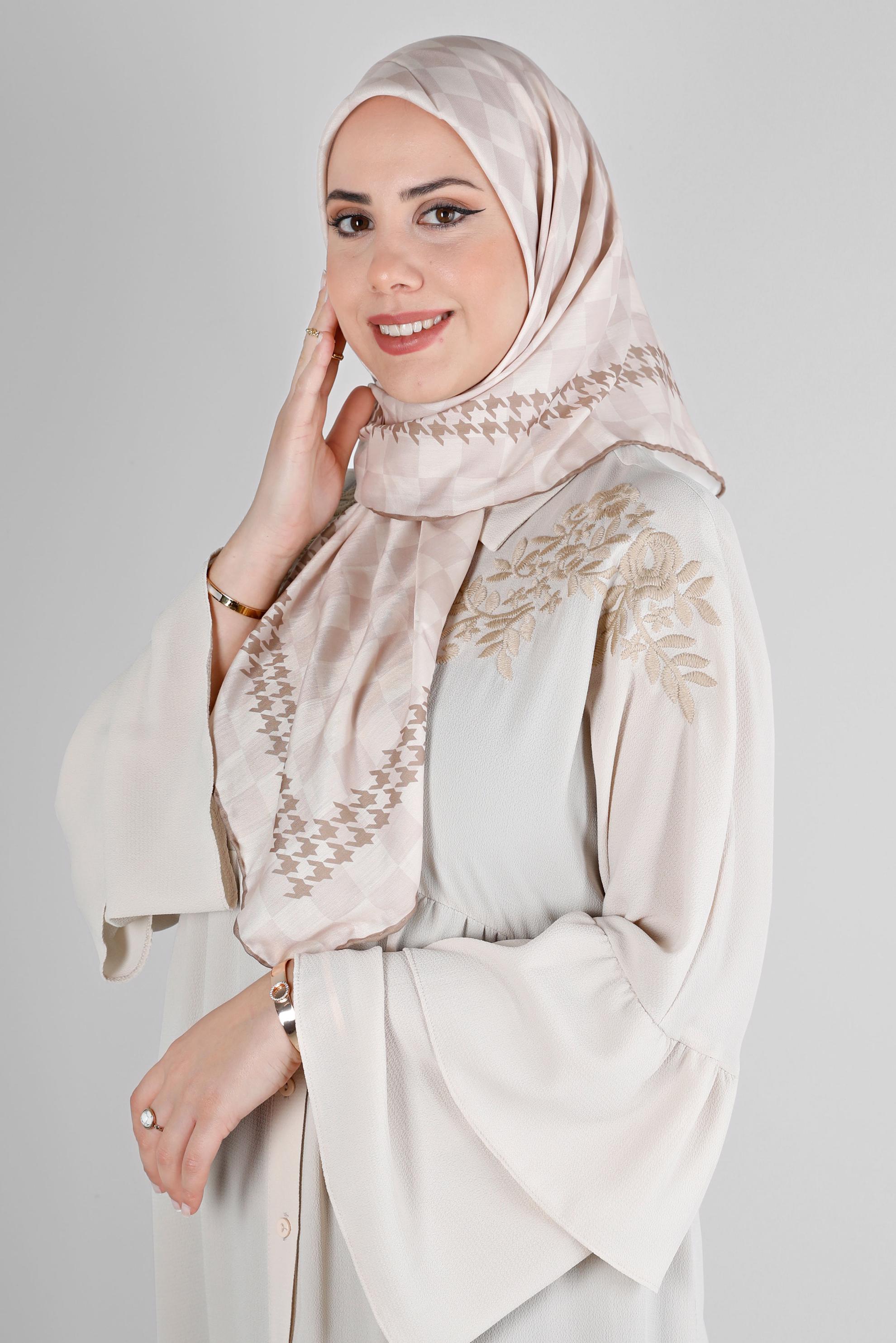 Tesettür giyim ALTIN ALVİNA DAMA DESEN ORGANİK EŞARP 8215 