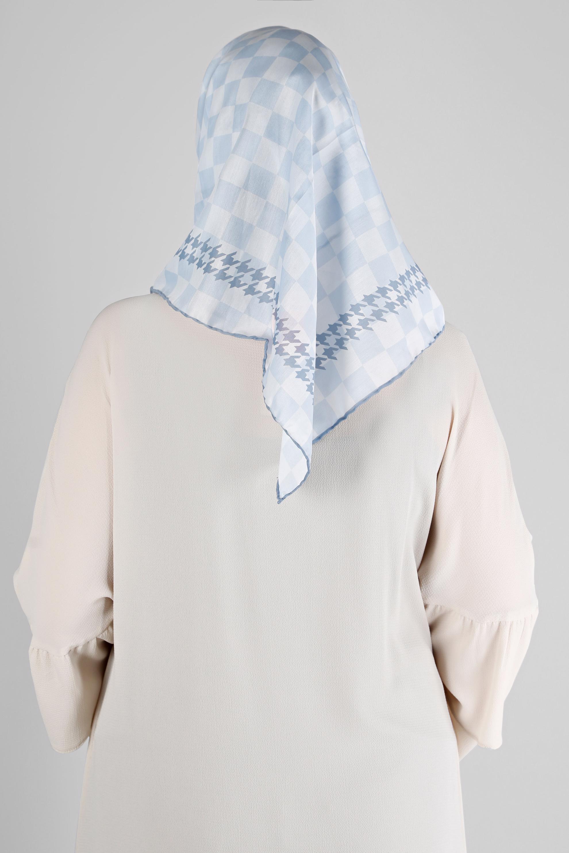 Tesettür giyim MAVİ ALVİNA DAMA DESEN ORGANİK EŞARP 8215 