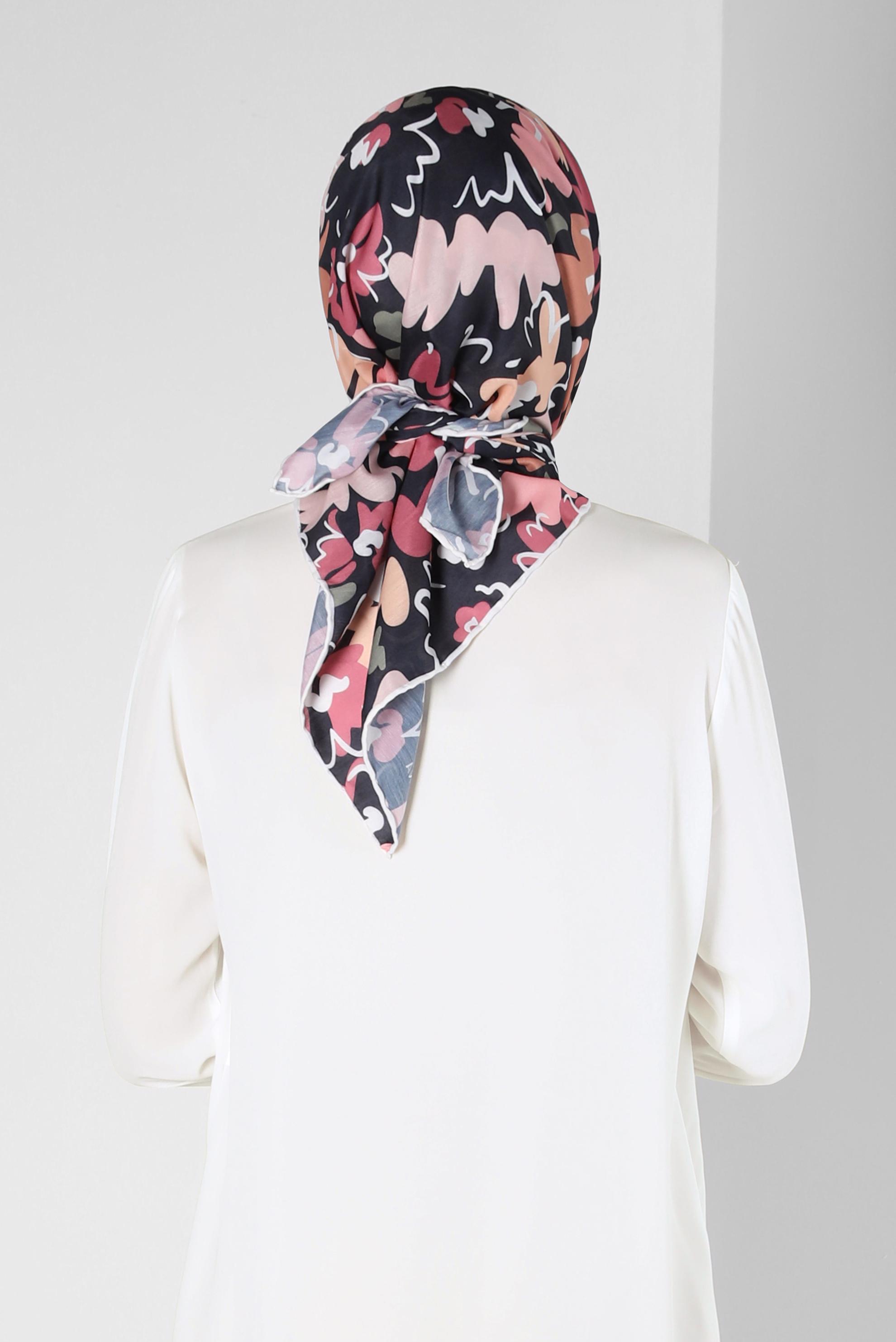 Tesettür giyim SİYAH ALVİNA ÇİÇEK DESENLİ EŞARP 8216