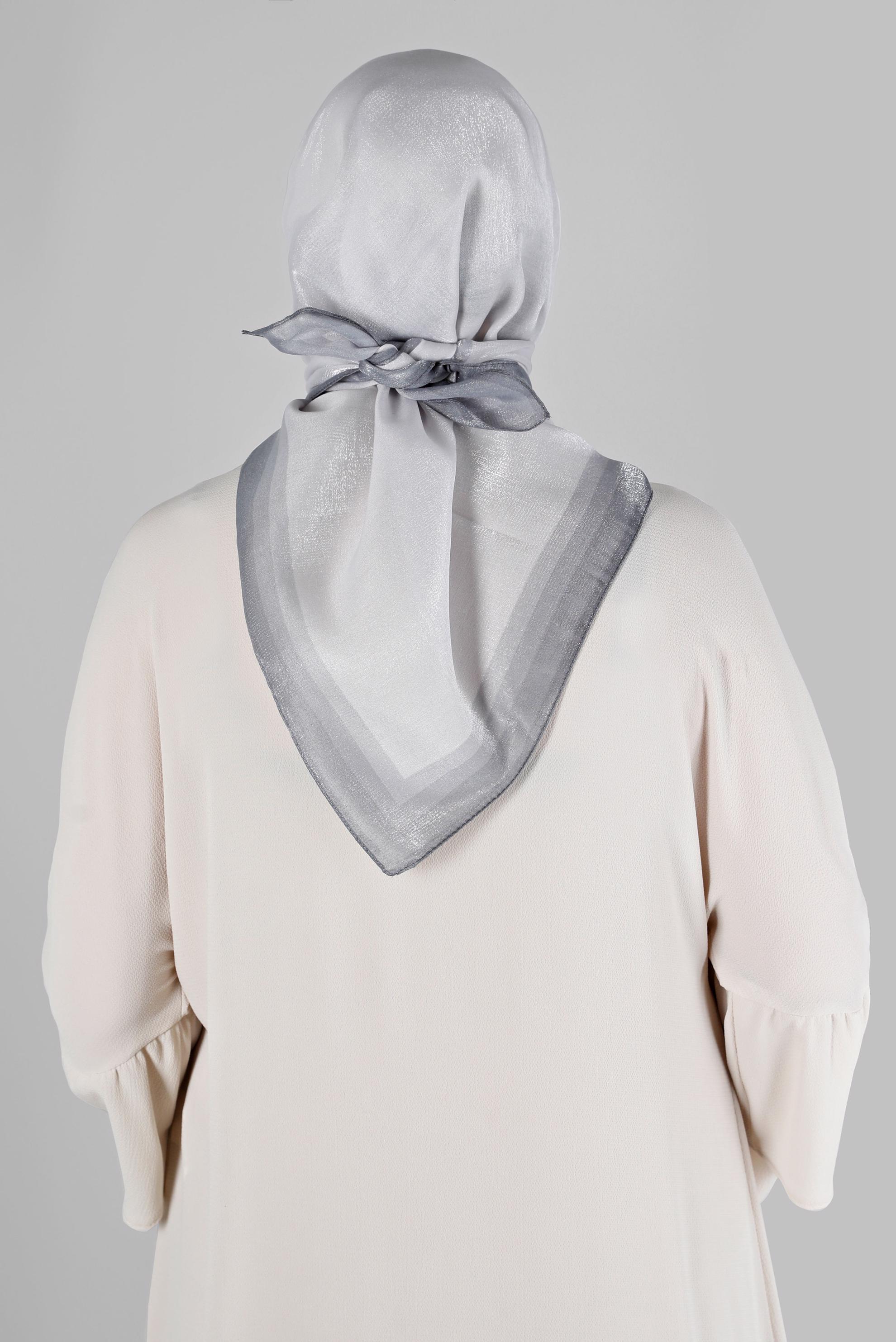 Tesettür giyim GÜMÜŞ ALVİNA KEHRİBAR EŞARP 8218