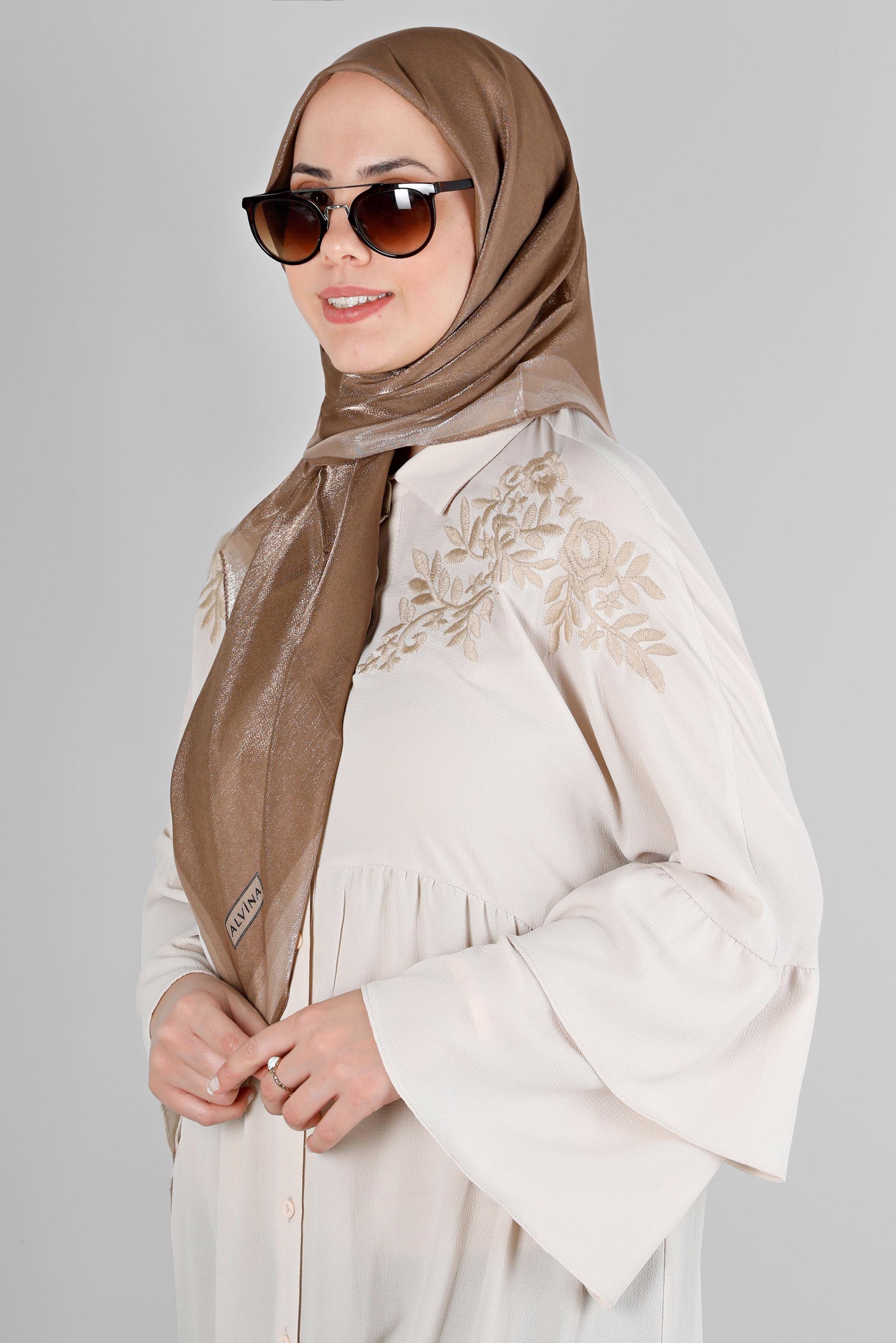 Tesettür giyim BEJ ALVİNA KEHRİBAR EŞARP 8218