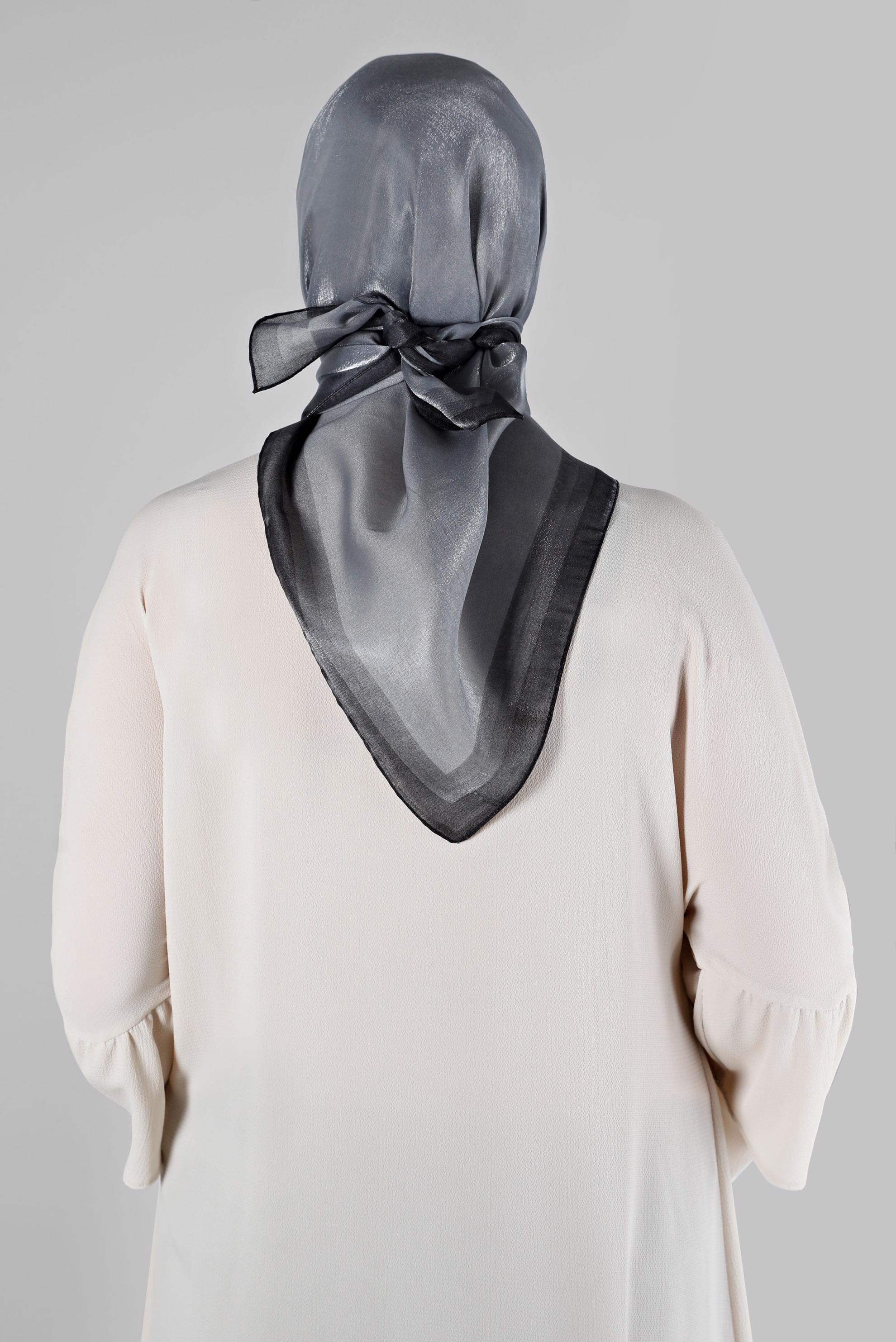 Tesettür giyim GRİ ALVİNA KEHRİBAR EŞARP 8218