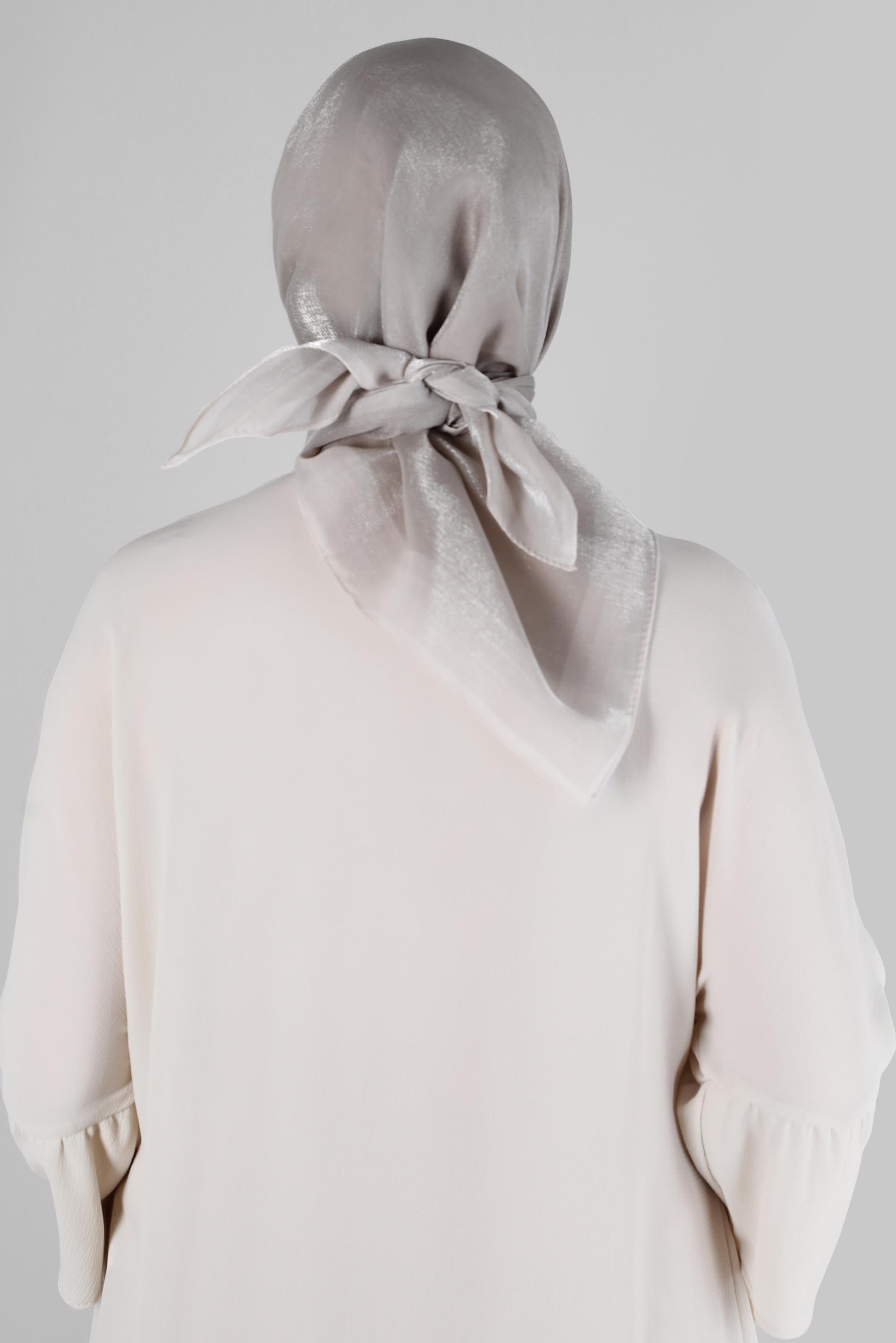 Tesettür giyim GRİ ALVİNA KEHRİBAR EŞARP 8218