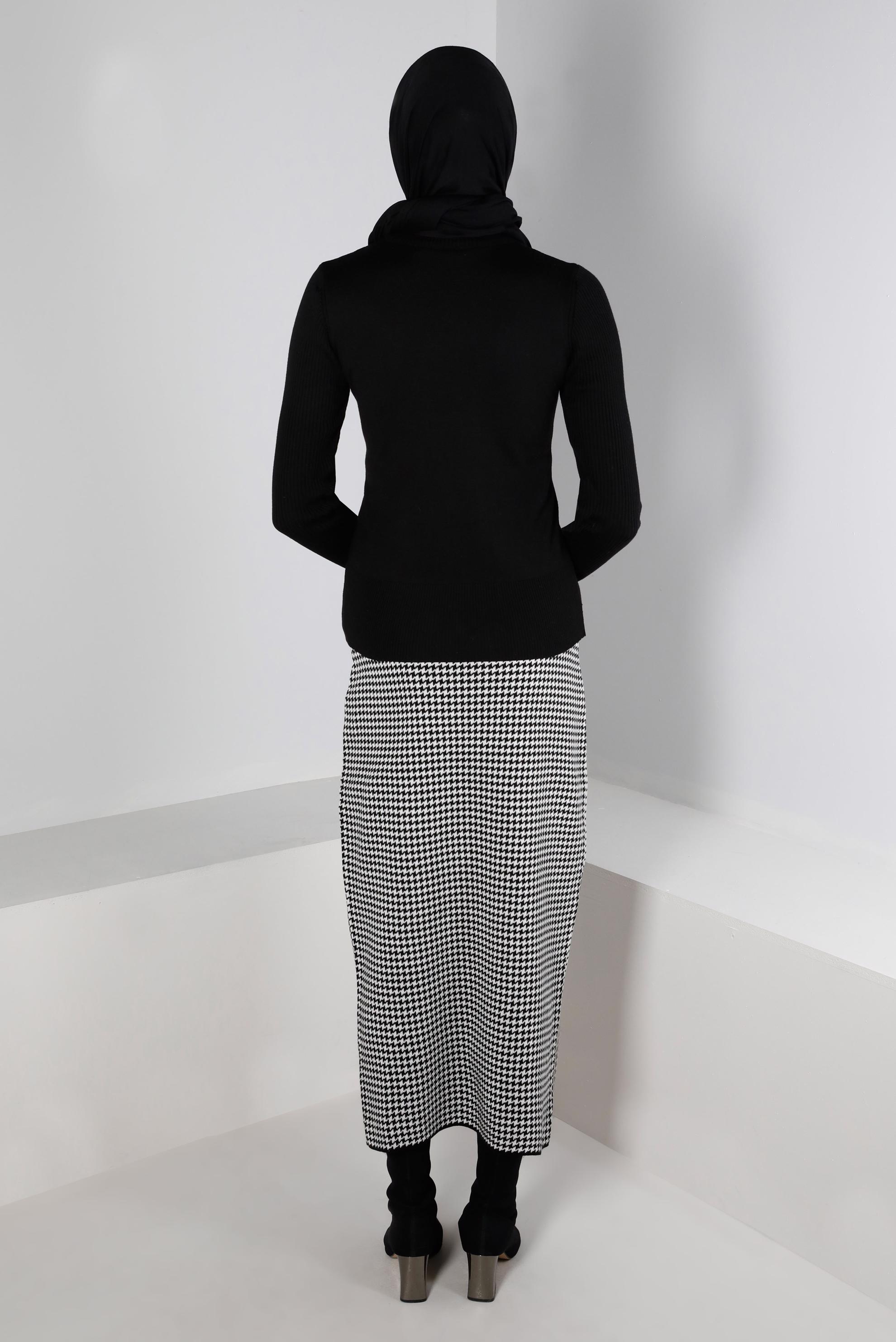 Hijab clothing BLACK HOUNDSTOOTH TEXTURED KNITWEAR SKIRT 60322