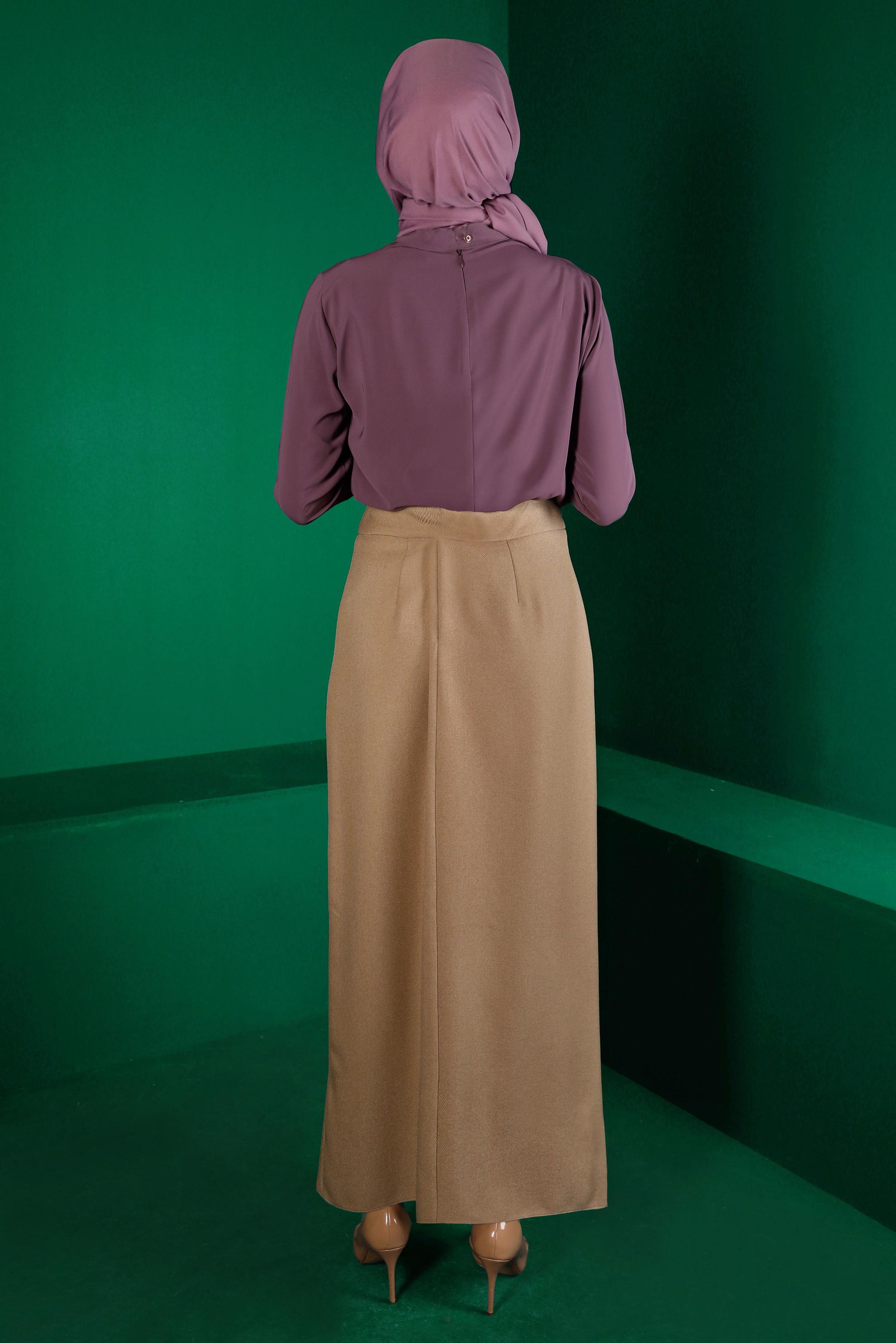 Tesettür giyim BEJ YANDAN YIRTMAÇLI KEMER DETAYLI ETEK 60328 