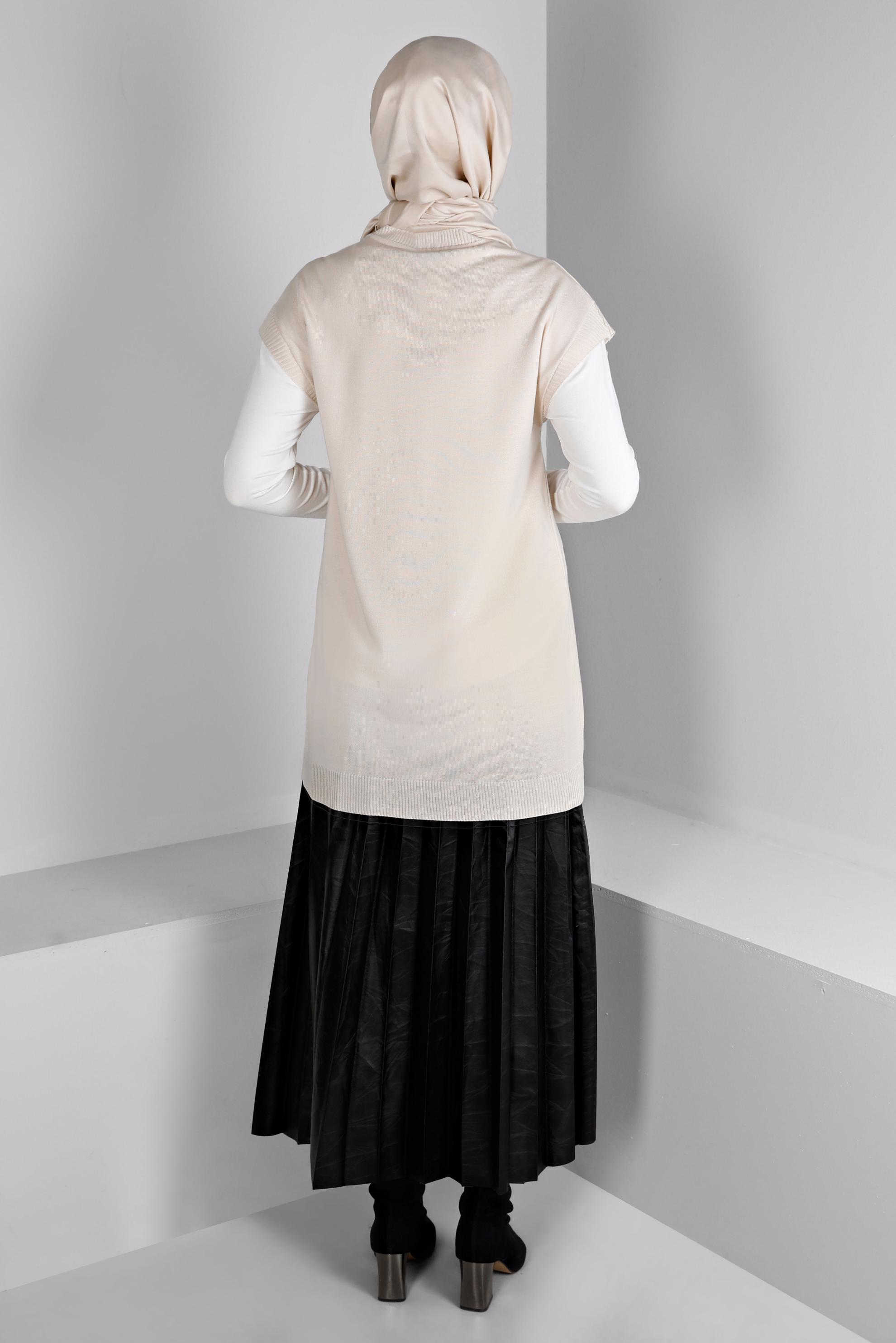 Tesettür giyim SİYAH PİLELİ SUNİ DERİ ETEK 60348