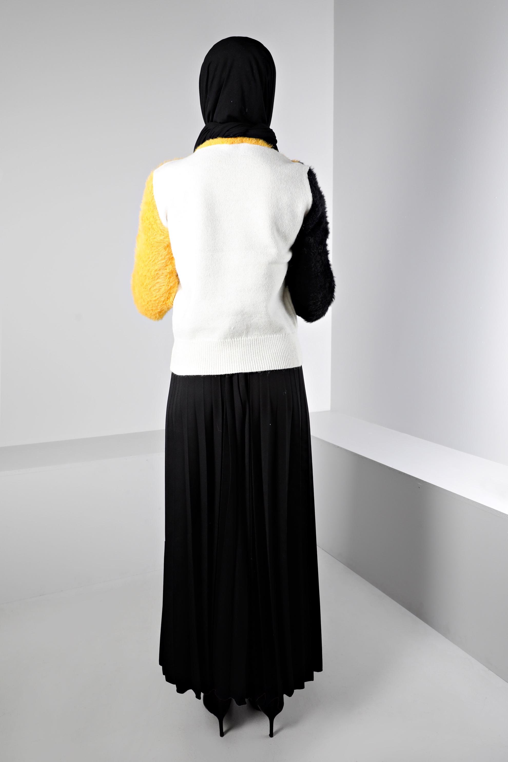 Tesettür giyim SİYAH PİLİSELİ ETEK 60351