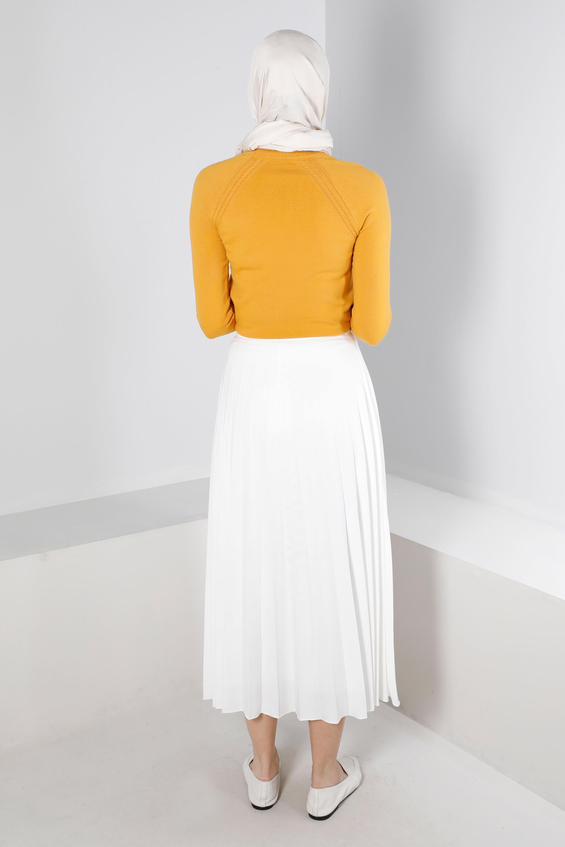 Tesettür giyim BEYAZ PİLİSELİ ETEK 60351