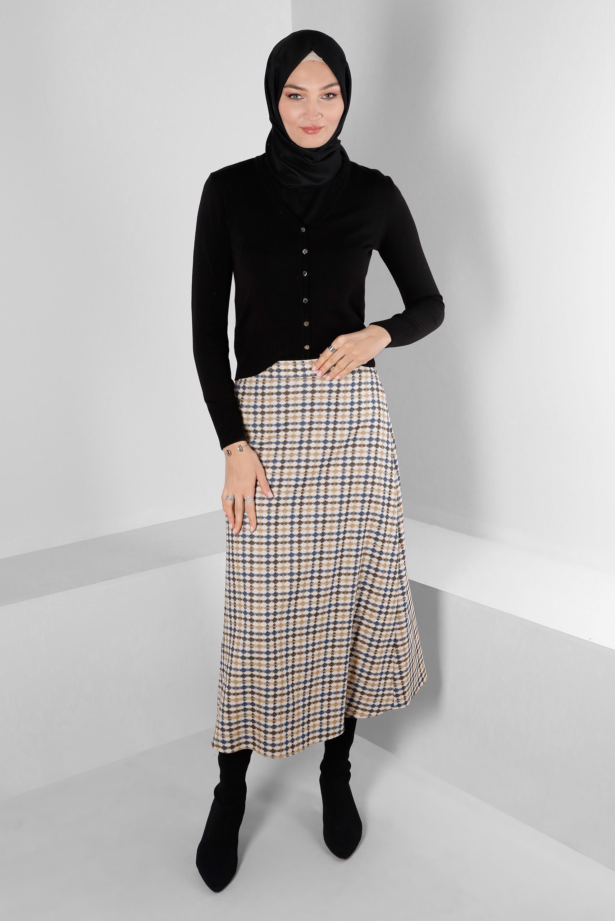 Hijab clothing BEIGE PLAID PATTERN SKIRT 60357 