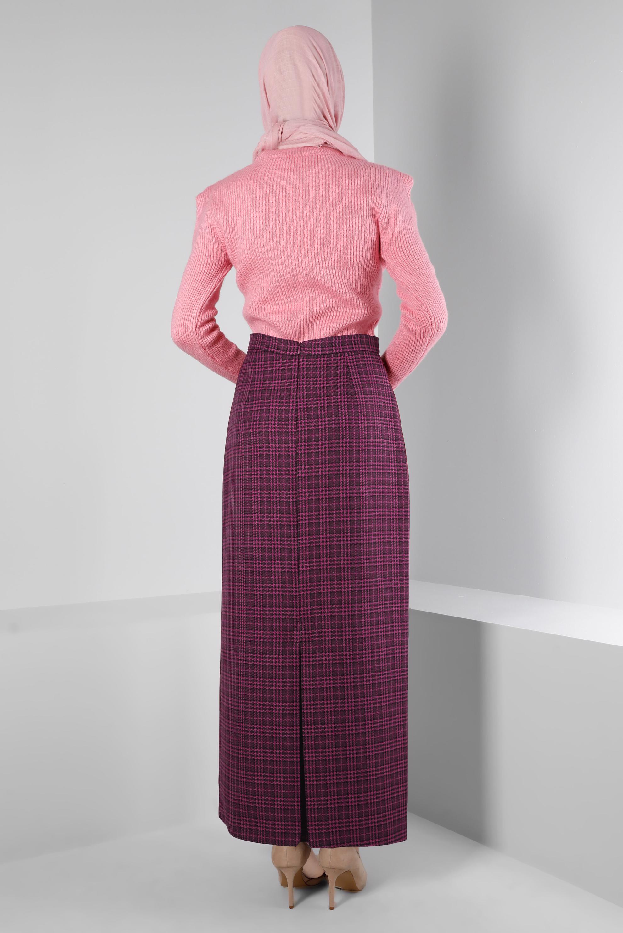 Tesettür giyim FUŞYA GİZLİ YIRTMAÇLI EKOSE DESENLİ ETEK 60368