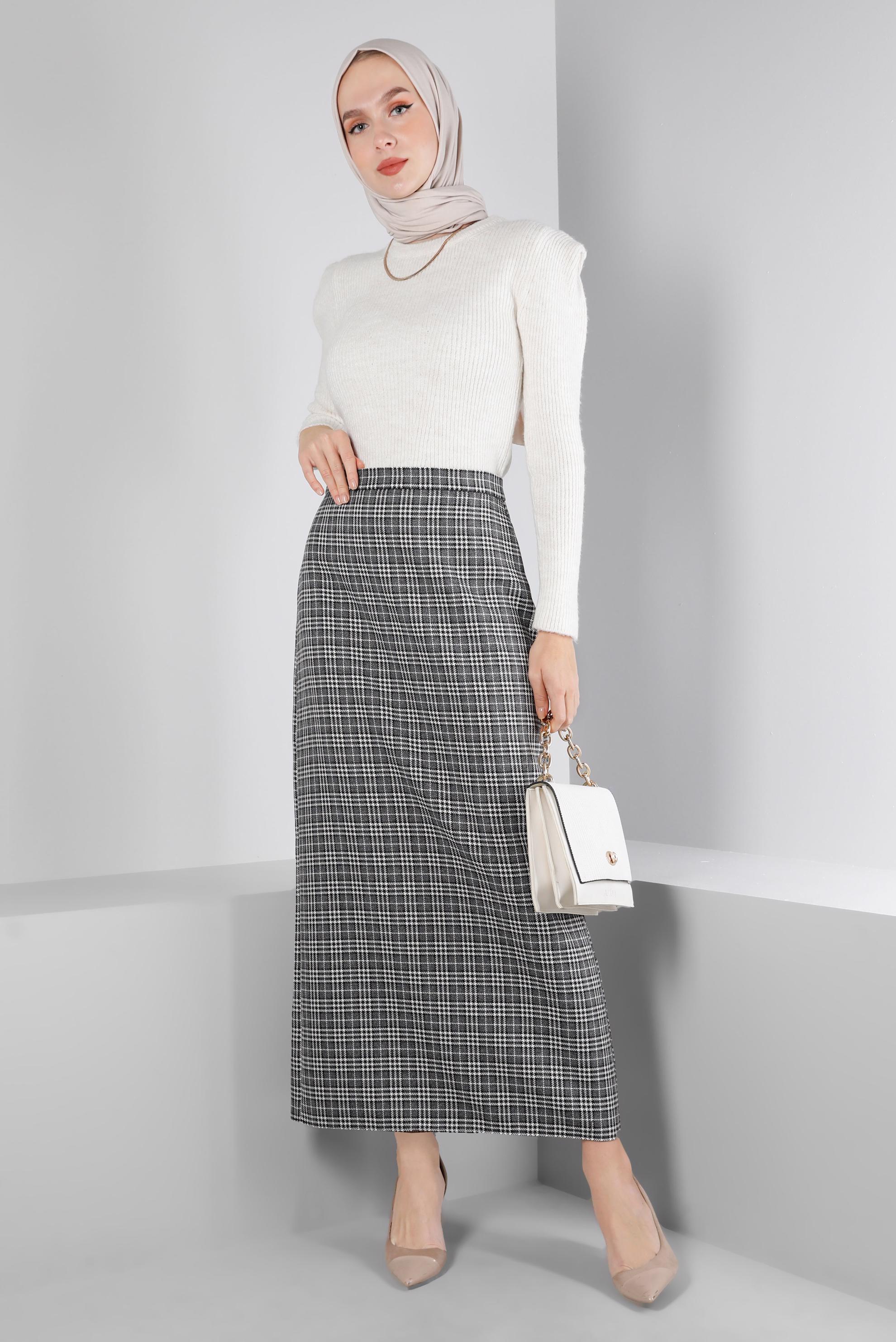 Tesettür giyim SİYAH GİZLİ YIRTMAÇLI EKOSE DESENLİ ETEK 60368