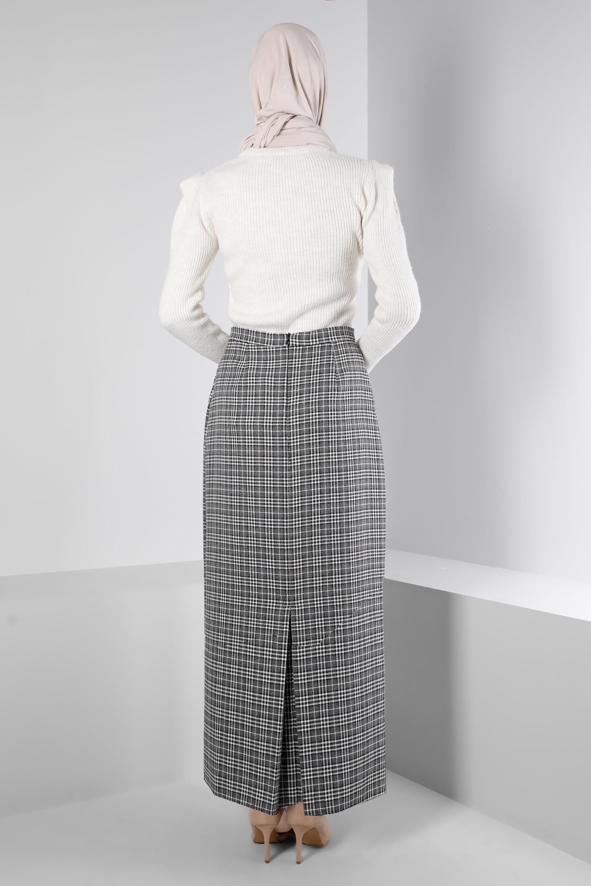 Tesettür giyim SİYAH GİZLİ YIRTMAÇLI EKOSE DESENLİ ETEK 60368