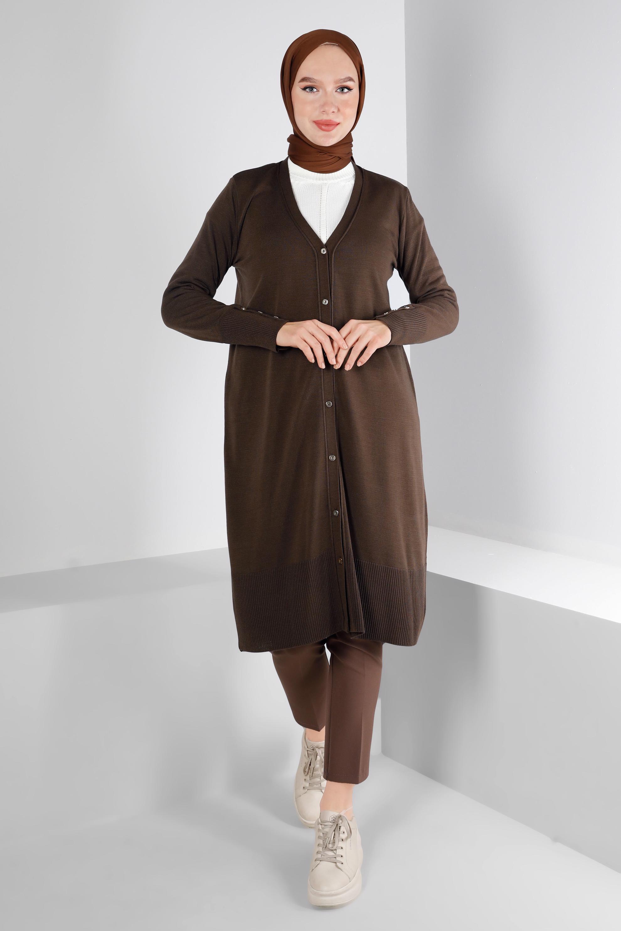 Tesettür giyim KAHVE DÜĞME DETAYLI TRİKO HIRKA 43126 