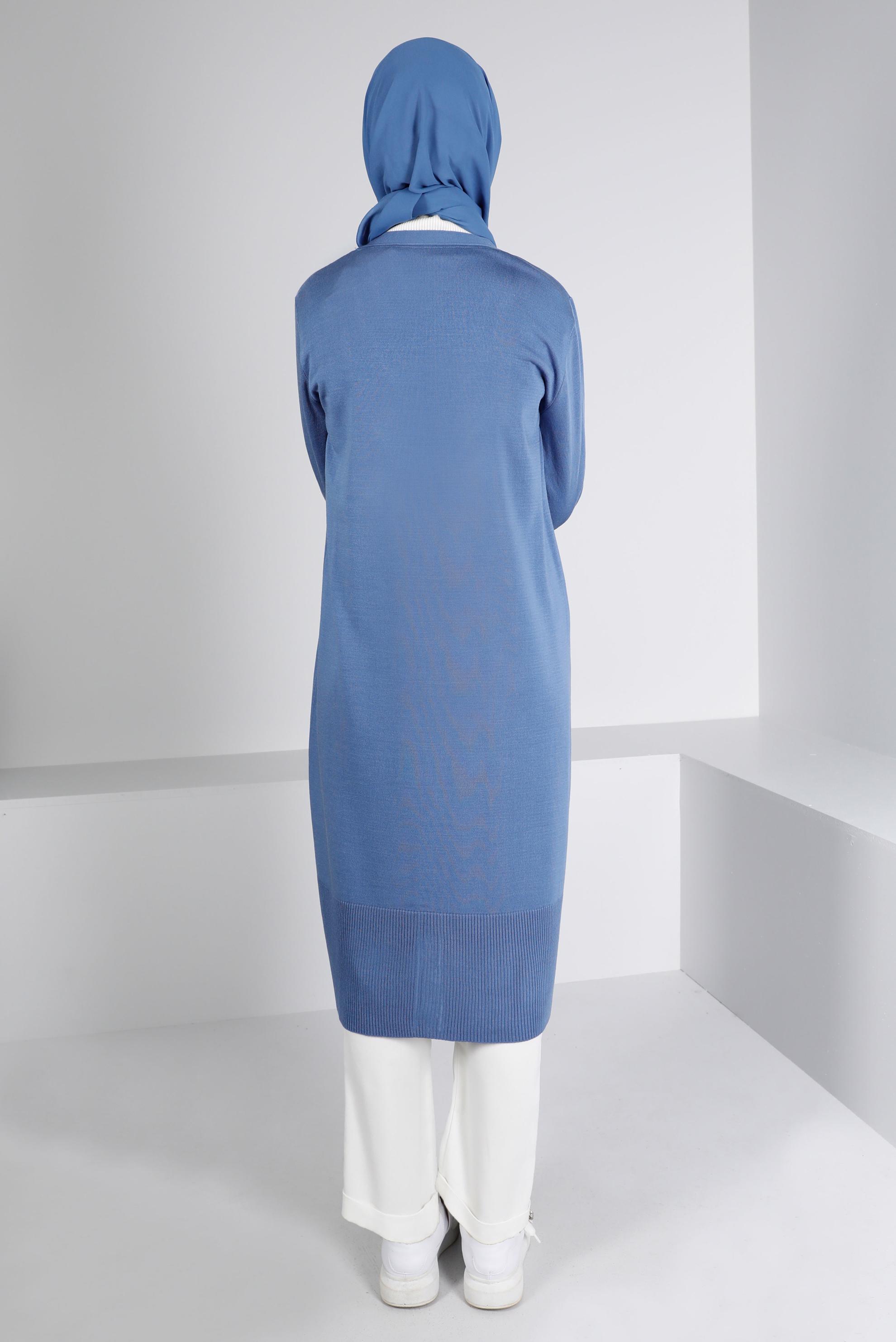 Tesettür giyim MAVİ DÜĞME DETAYLI TRİKO HIRKA 43126 