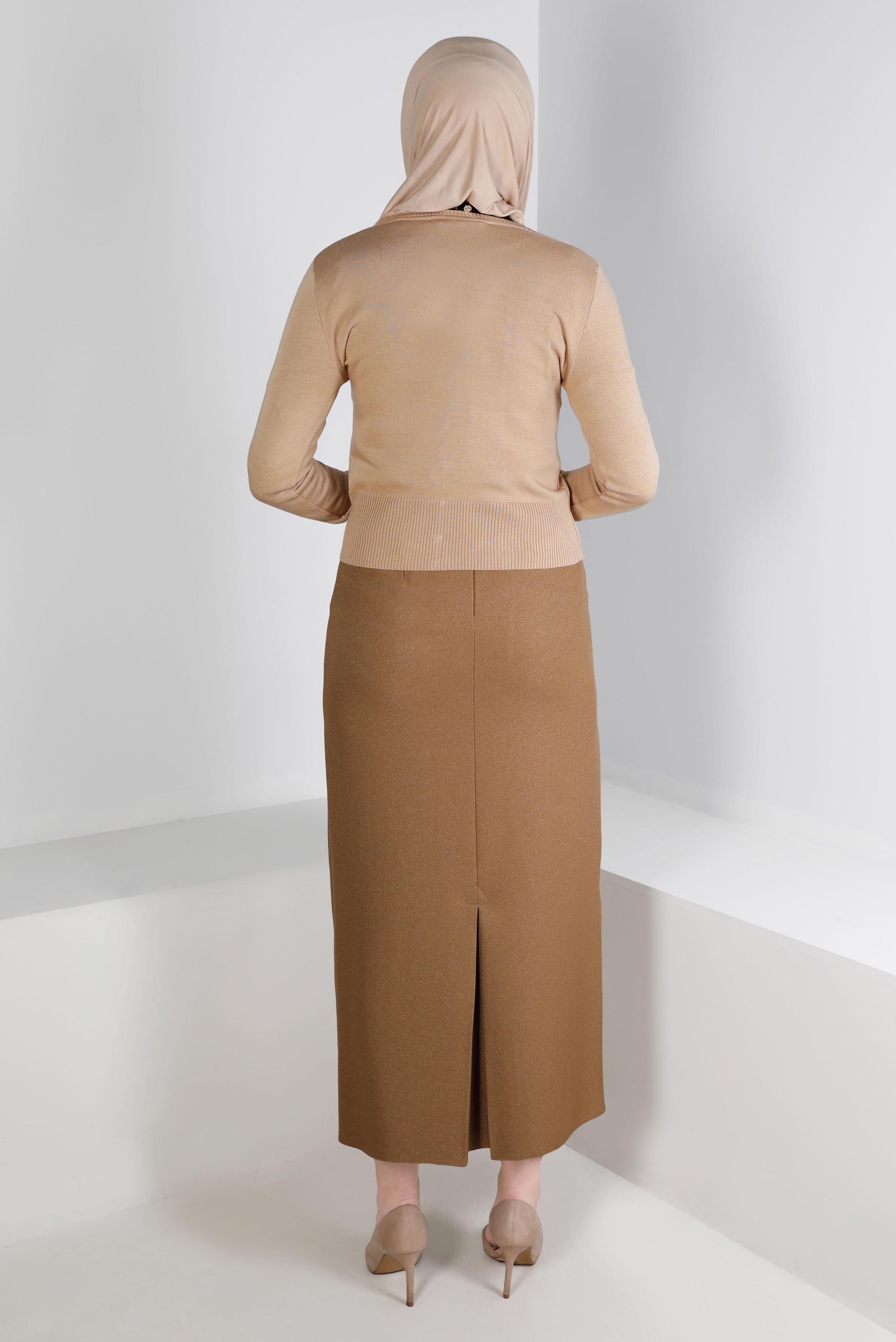 Tesettür giyim BEJ DÜĞMELİ BELİ LASTİKLİ TRİKO HIRKA 43127