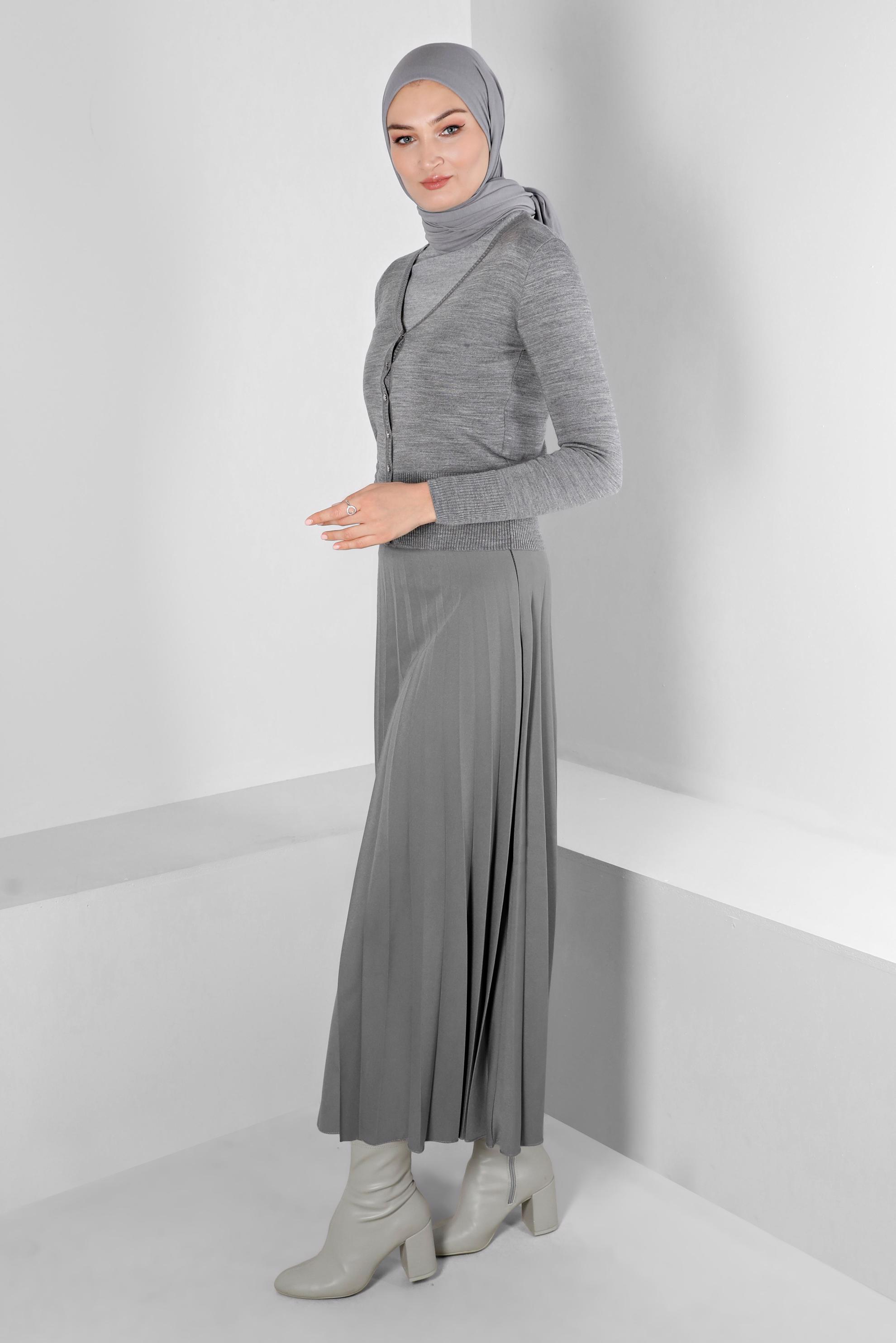 Tesettür giyim GRİ DÜĞMELİ BELİ LASTİKLİ TRİKO HIRKA 43127