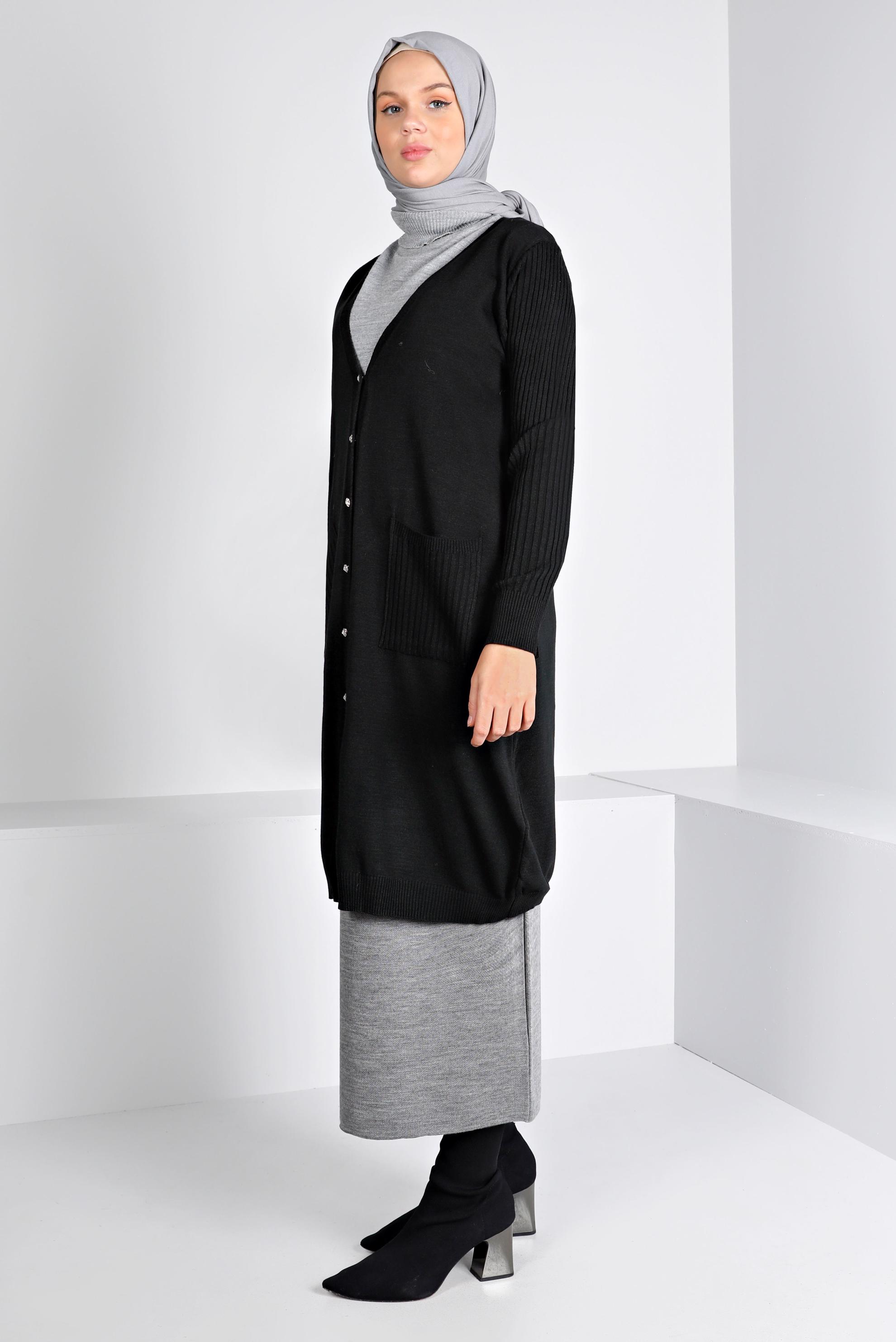 Tesettür giyim SİYAH DÜĞMELİ CEPLİ TRİKO HIRKA 43209