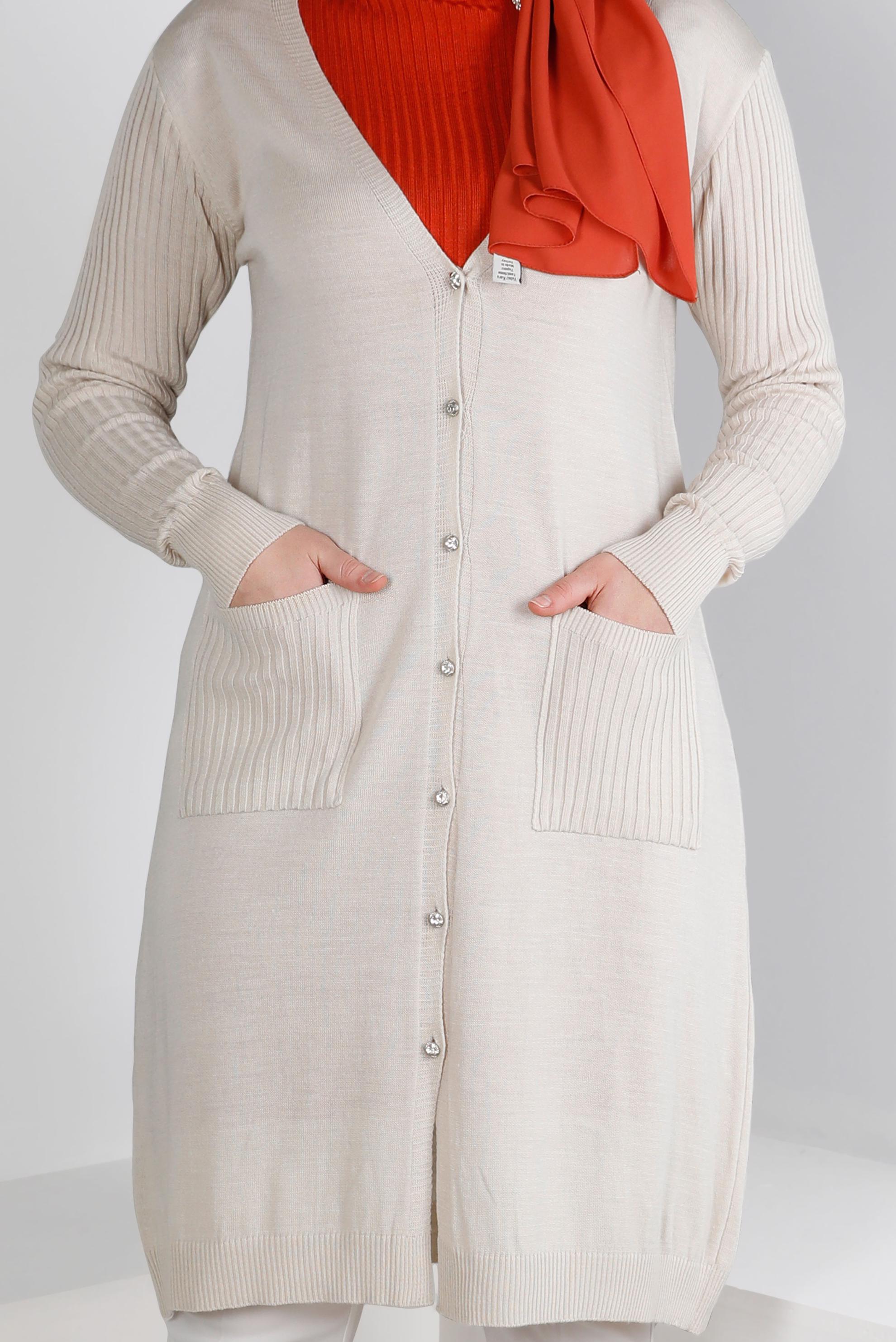 Tesettür giyim BEJ DÜĞMELİ CEPLİ TRİKO HIRKA 43209
