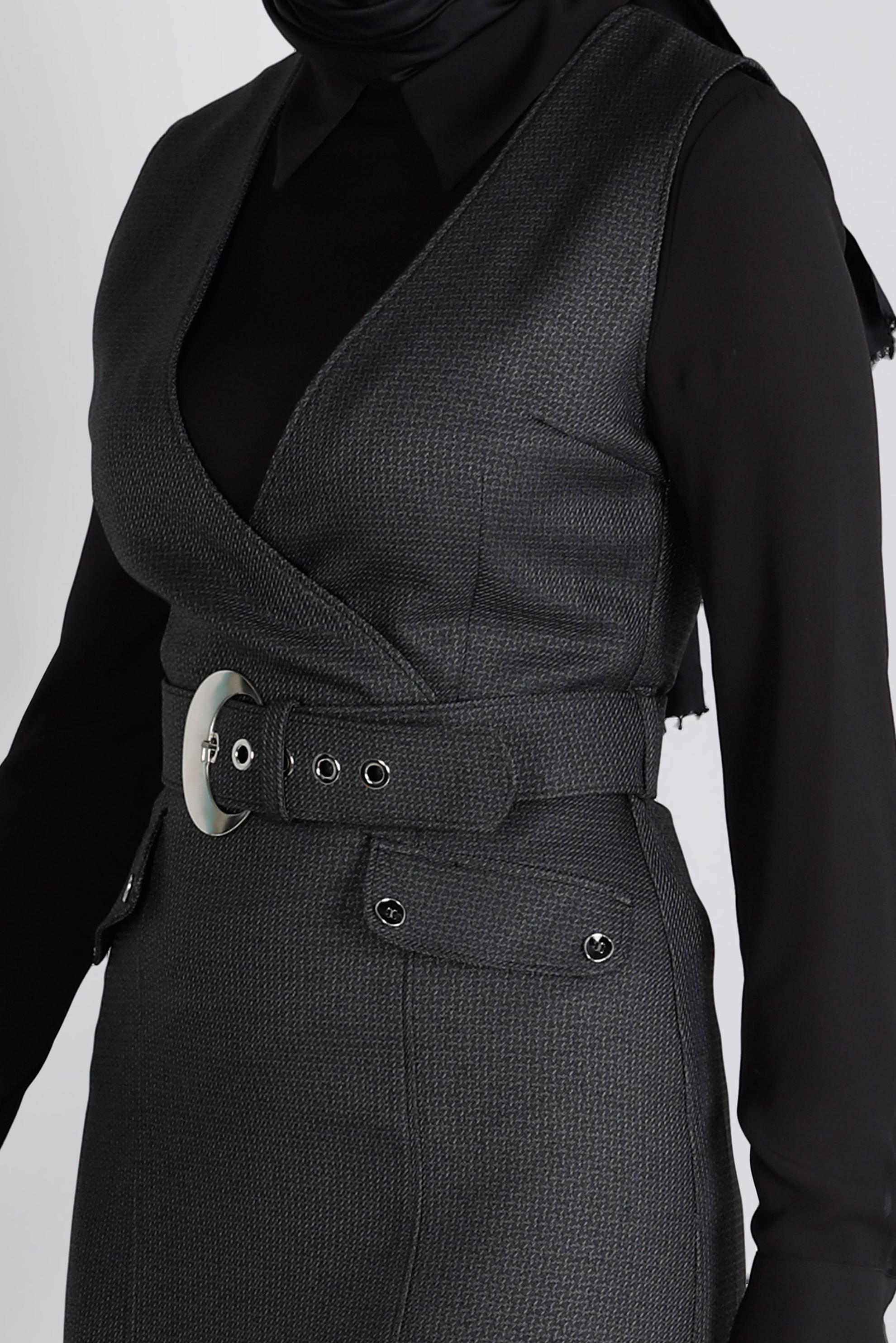 Tesettür giyim GRİ KAZAYAĞI DESENLİ KEMERLİ JİLE 43366