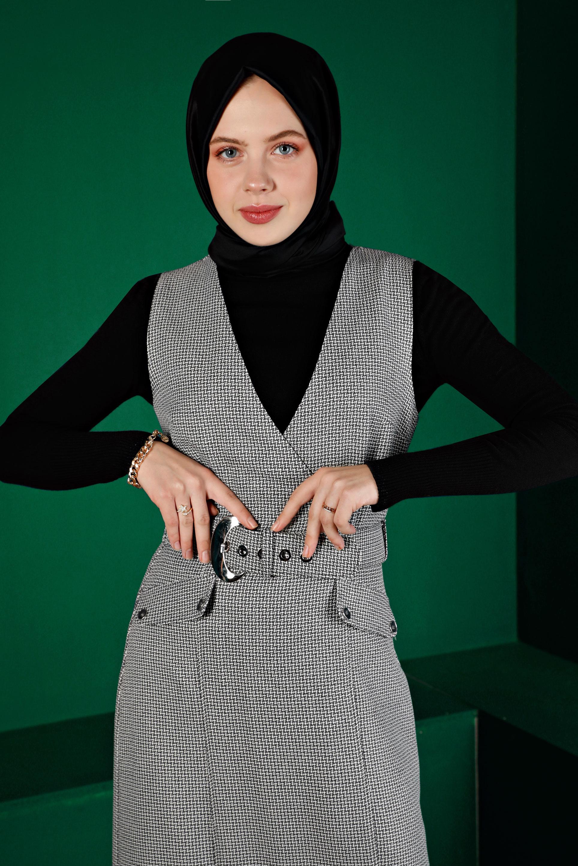 Tesettür giyim SİYAH KAZAYAĞI DESENLİ KEMERLİ JİLE 43366