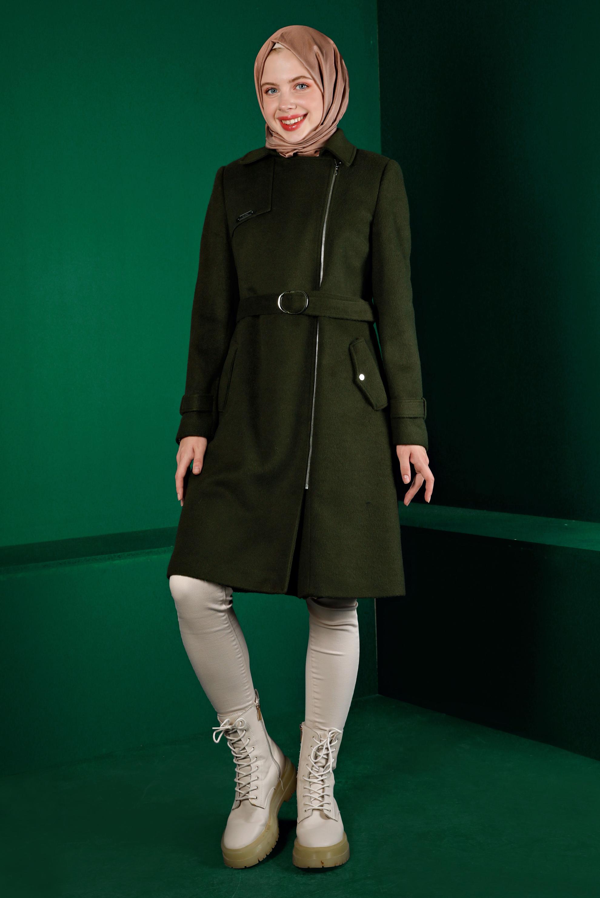 Tesettür giyim HAKİ FERMUARLI KEMERLİ KABAN 90246