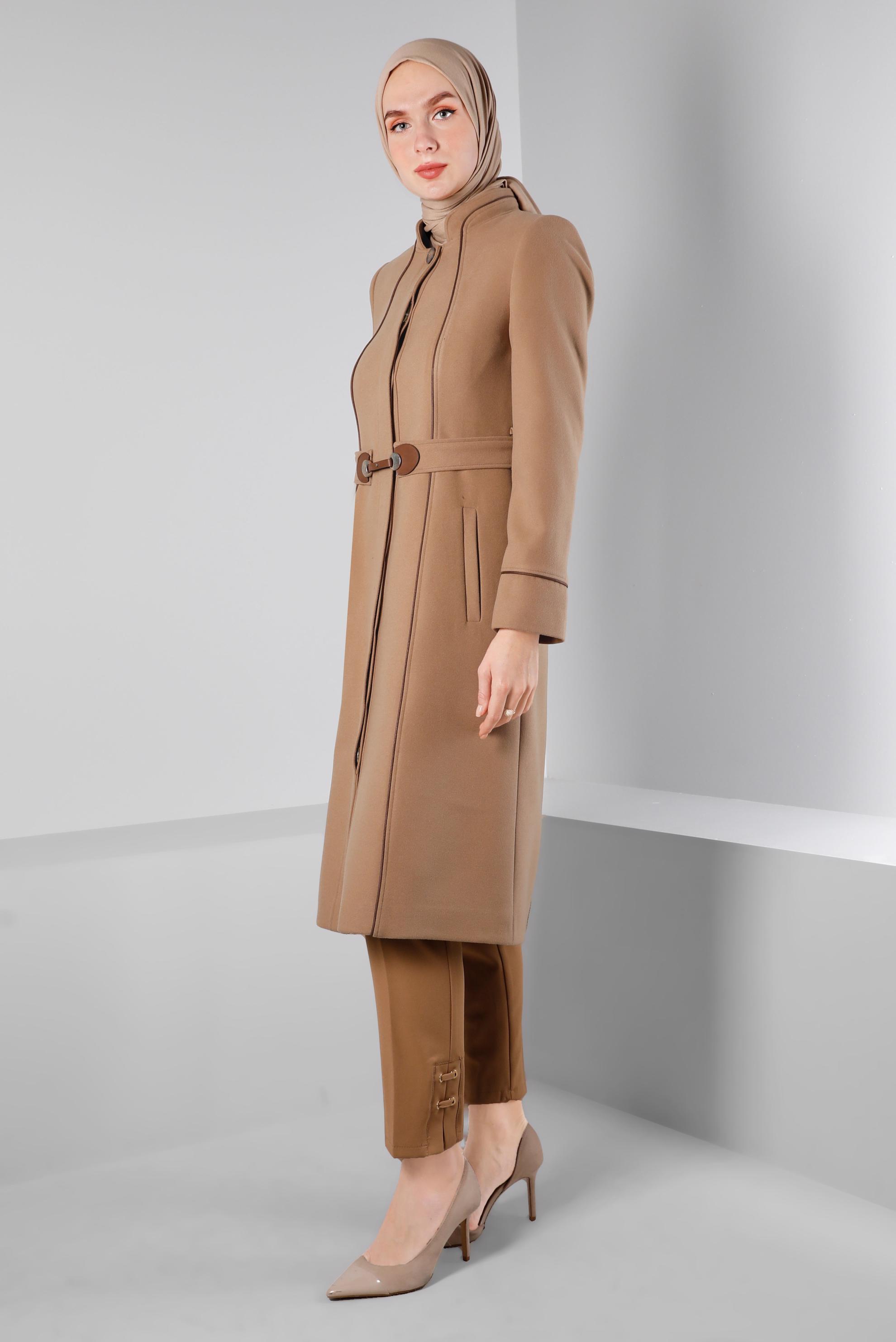 Tesettür giyim KAHVE HAKİM YAKA DÜĞMELİ KABAN 90249 