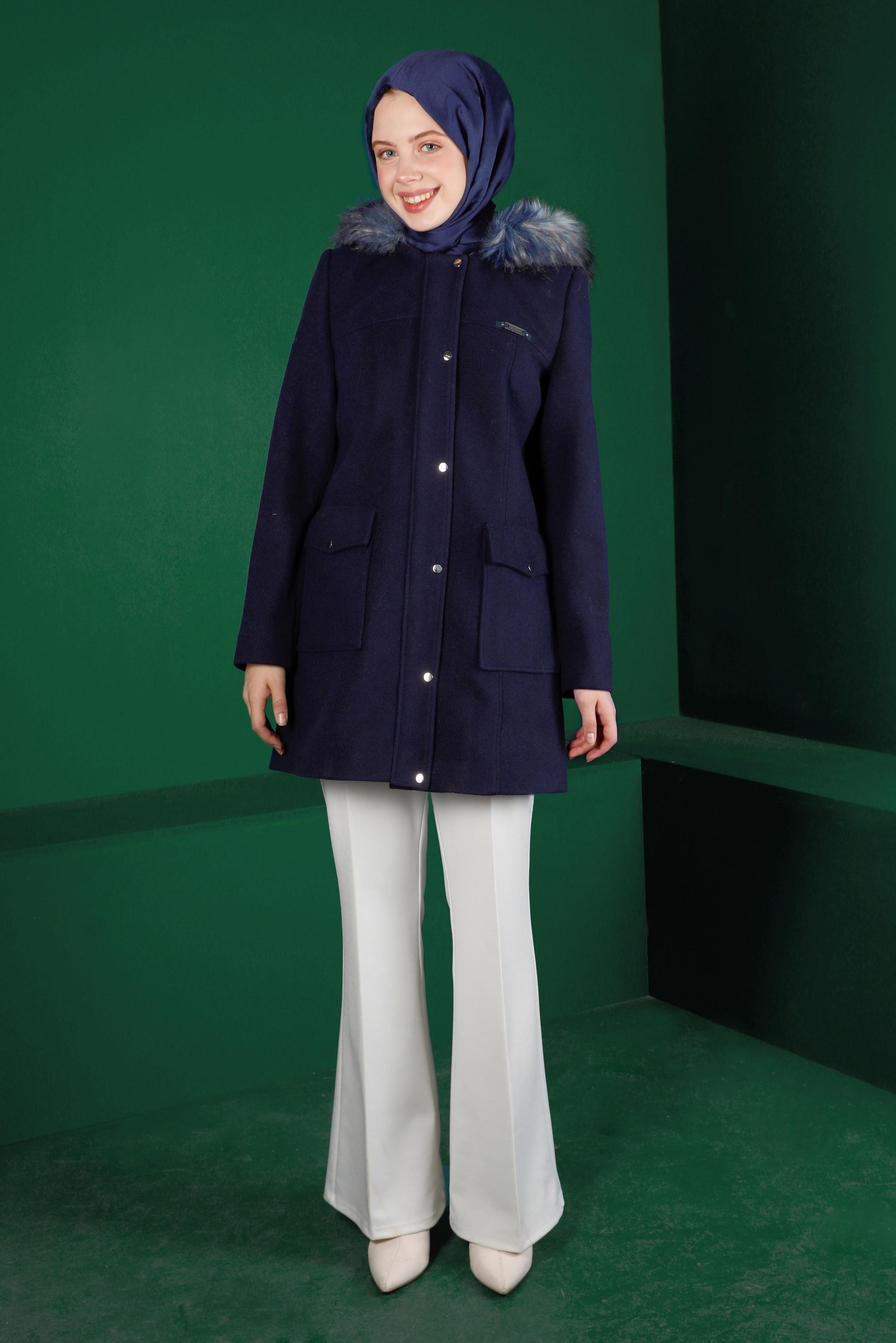 Tesettür giyim LACİVERT KAPÜŞONU KÜRKLÜ KAŞE KABAN 90252 
