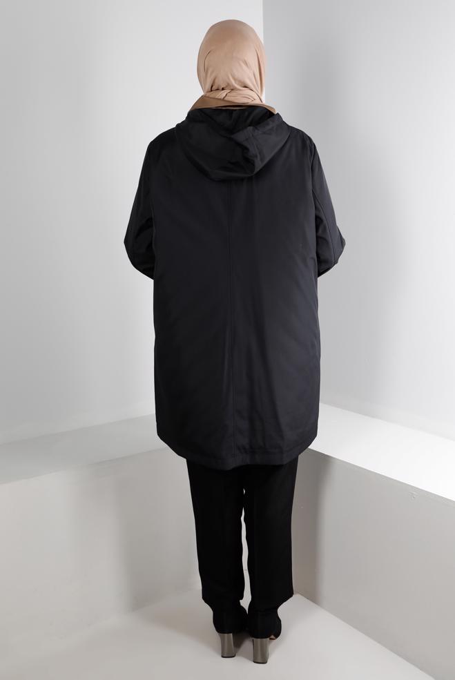 Tesettür giyim SİYAH KAPÜŞONLU CEPLİ ÇITÇITLI KABAN 90270 - ALVİNA