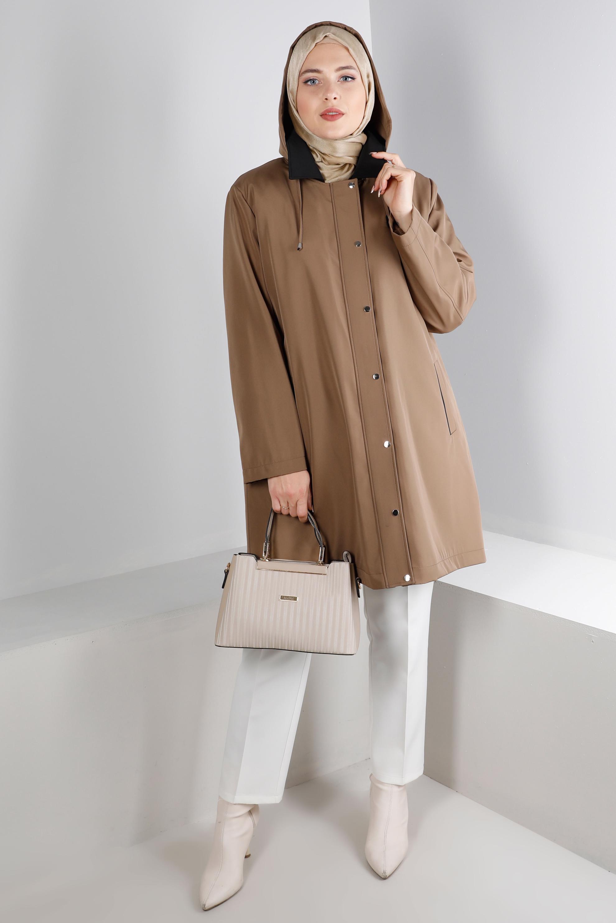 Tesettür giyim VİZON KAPÜŞONLU CEPLİ ÇITÇITLI KABAN 90270