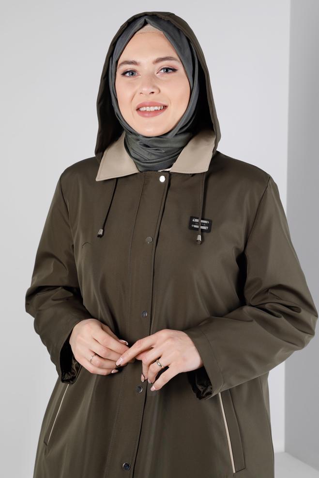 Tesettür giyim HAKİ KAPÜŞONLU CEPLİ ÇITÇITLI KABAN 90270 - ALVİNA