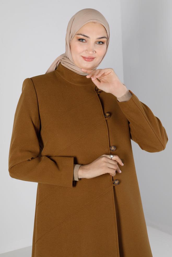 Tesettür giyim TABA HAKİM YAKA DÜĞME DETAYLI KABAN 90278  - ALVİNA