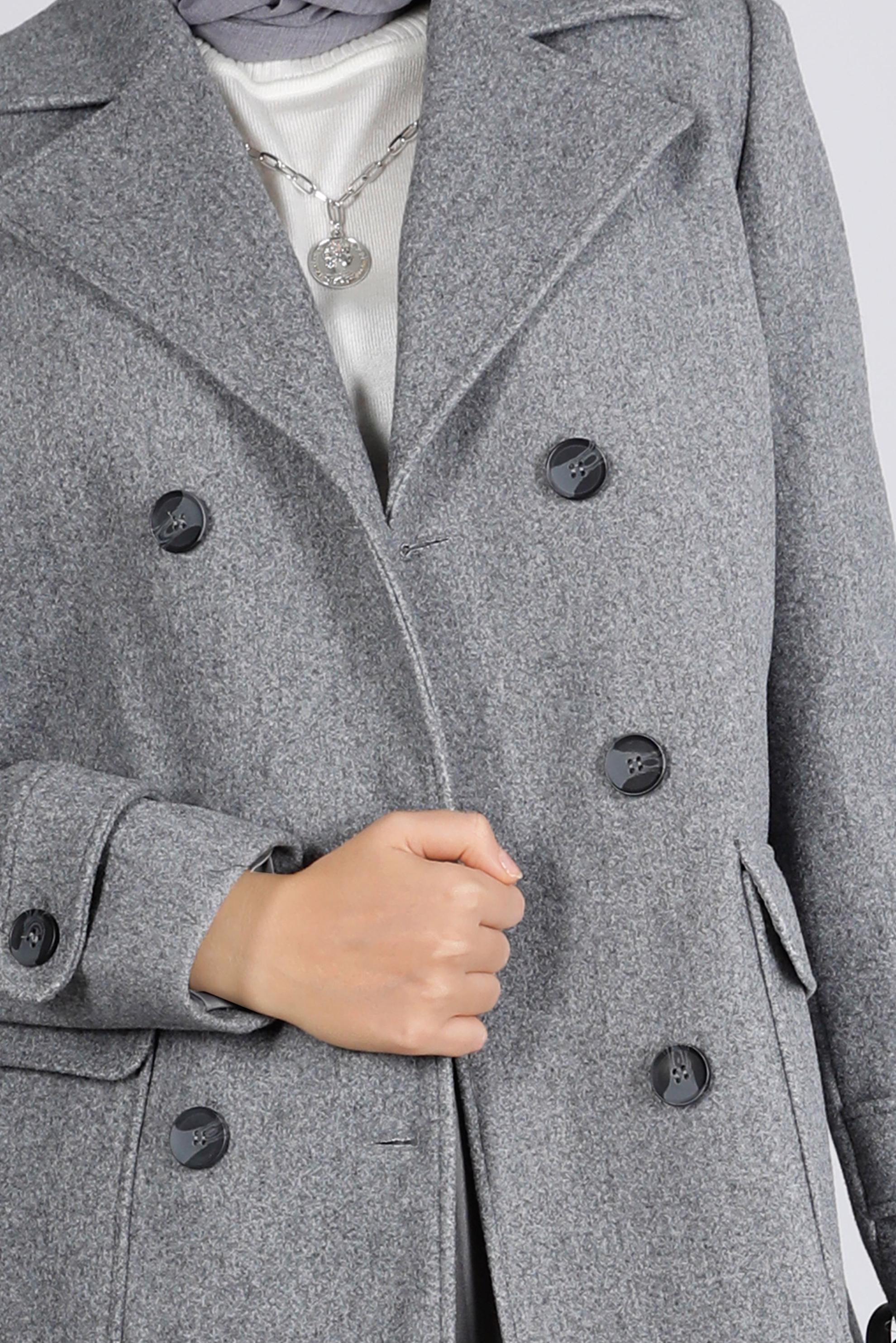 Tesettür giyim GRİ DÜĞMELİ CEPLİ KLASİK KABAN 90308 