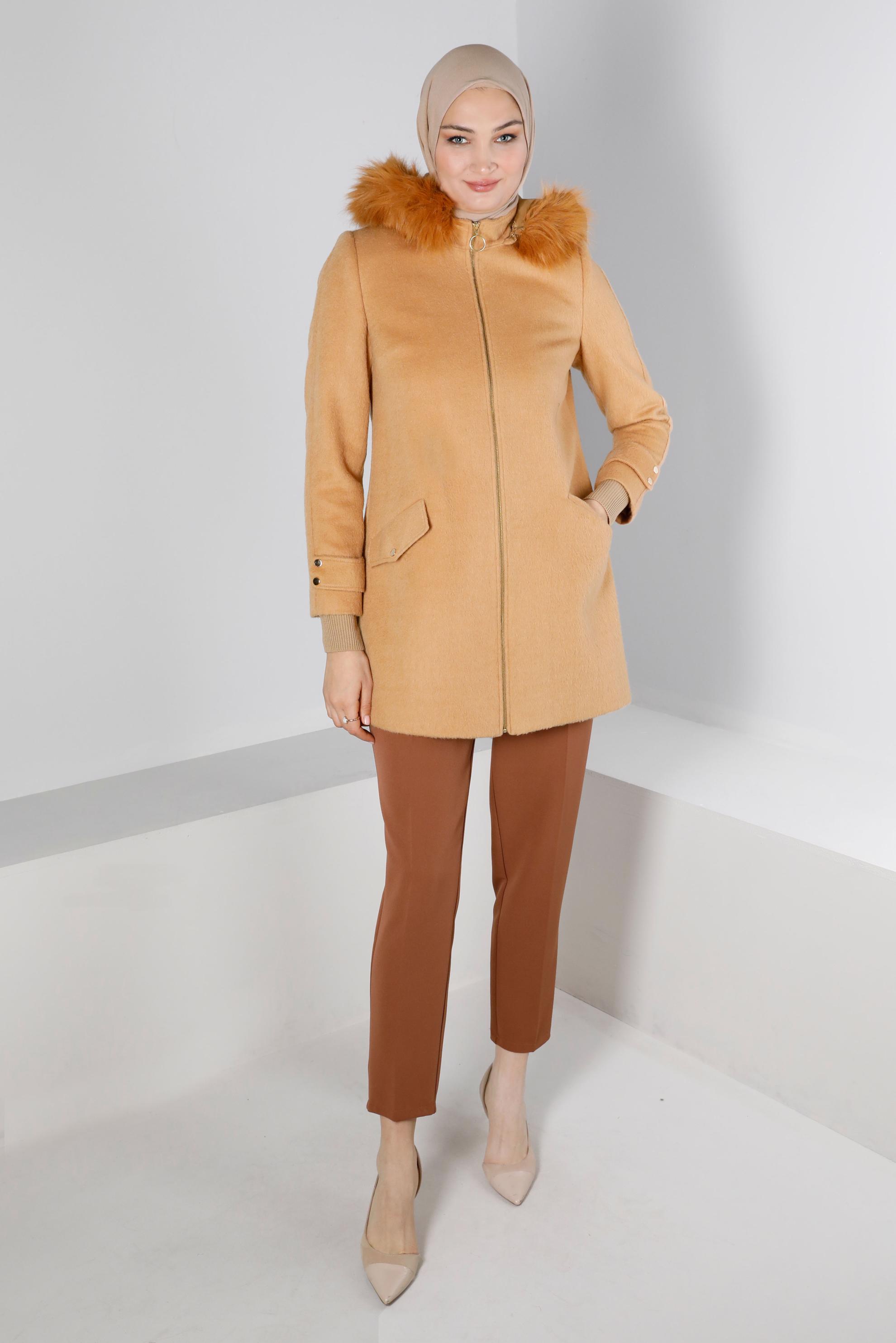 Tesettür giyim KAHVE TÜYLÜ KAPÜŞONLU KABAN 90309