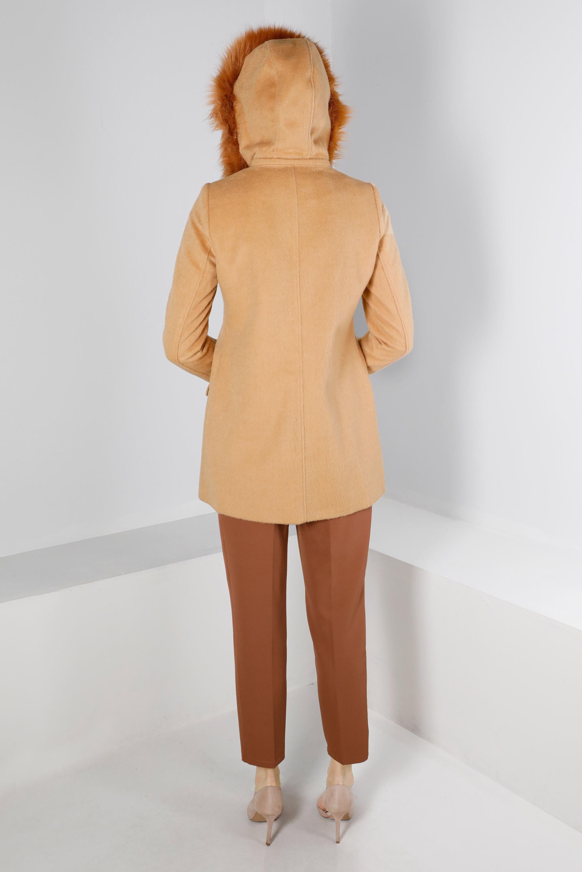 Tesettür giyim KAHVE TÜYLÜ KAPÜŞONLU KABAN 90309